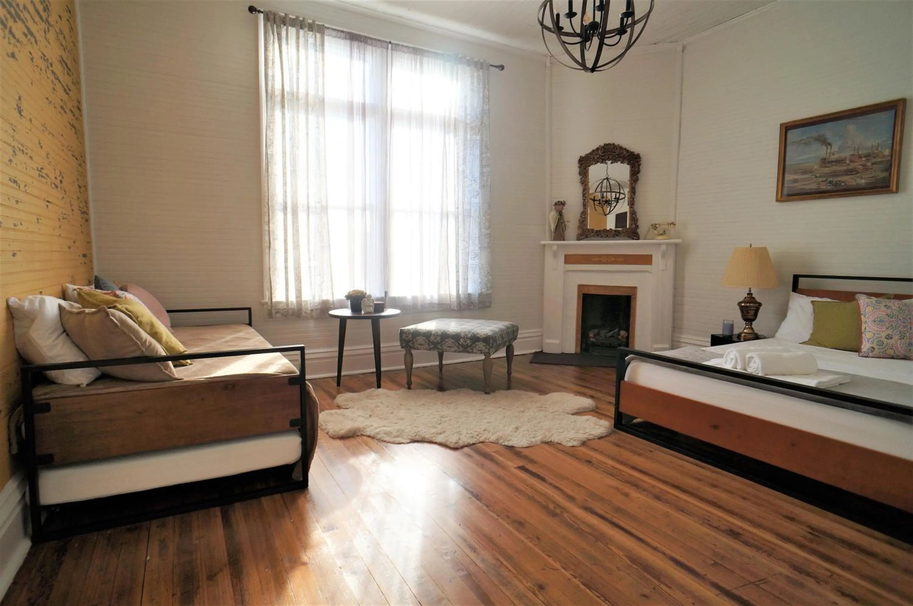 Photo of the whole room in HOSTEL Auberge Clarksdale