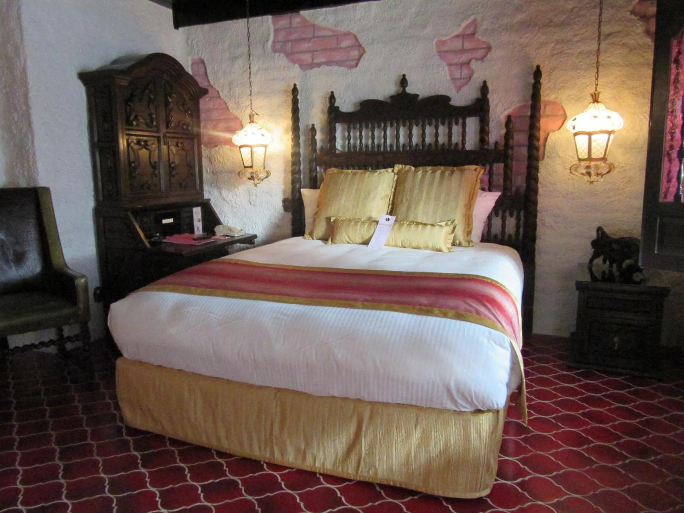 Bed in Madonna Inn