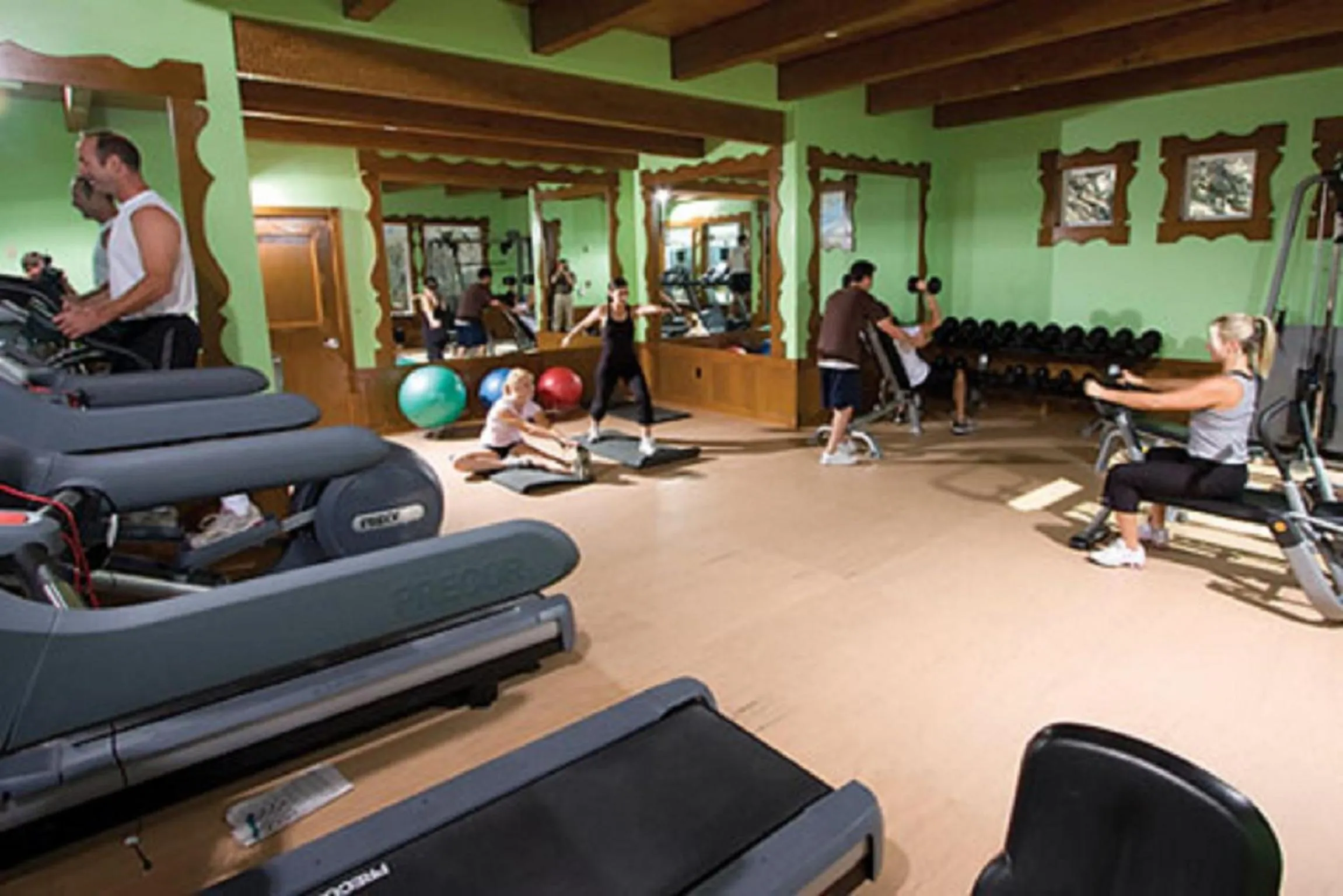 Fitness centre/facilities in Madonna Inn