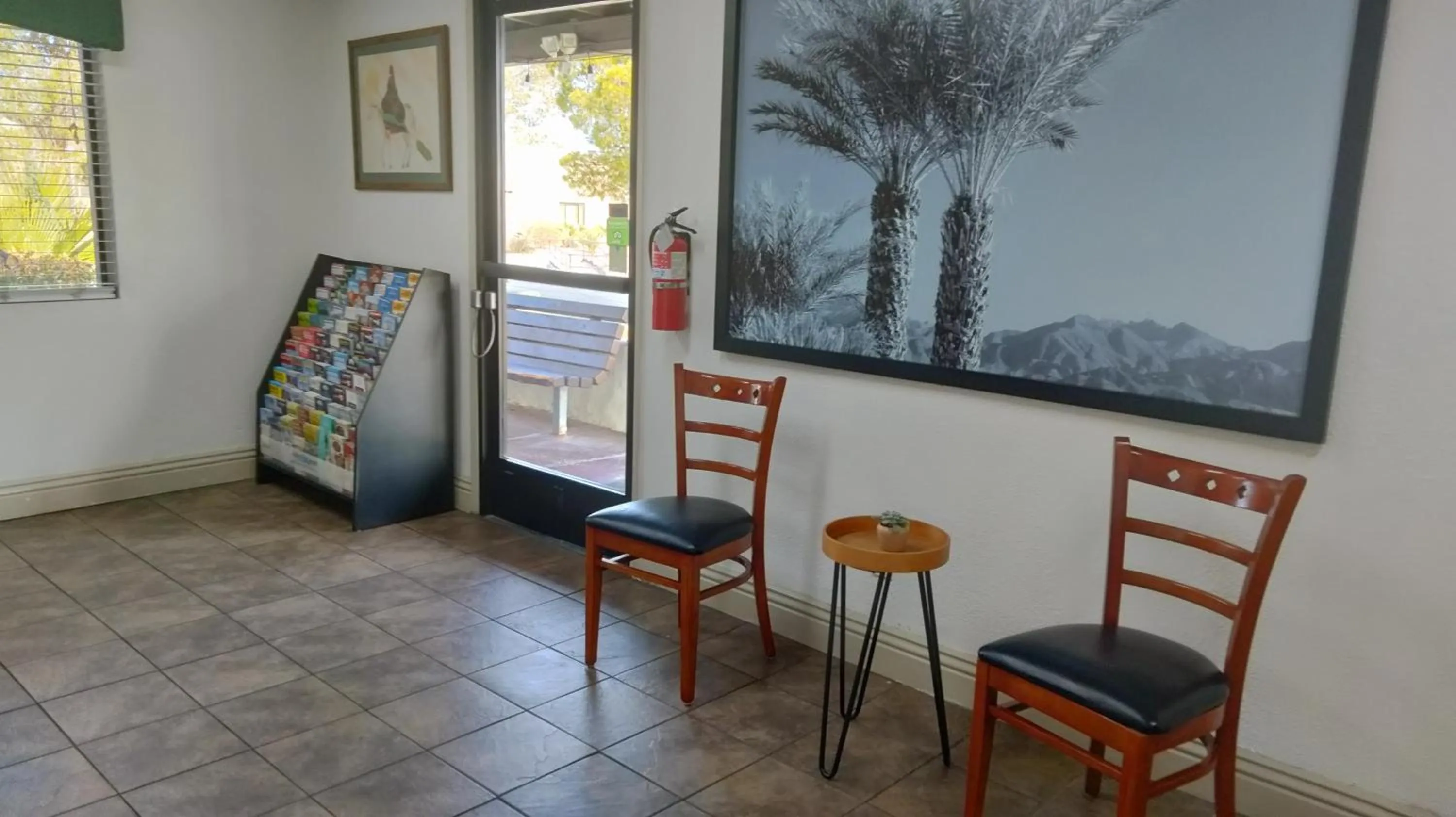 Lobby or reception in Super 8 by Wyndham Barstow