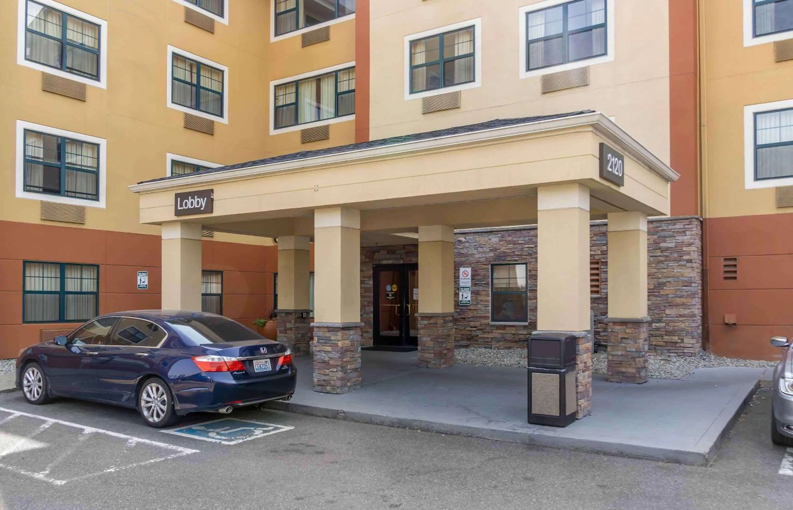 Property building in Extended Stay America Suites - Tacoma - South