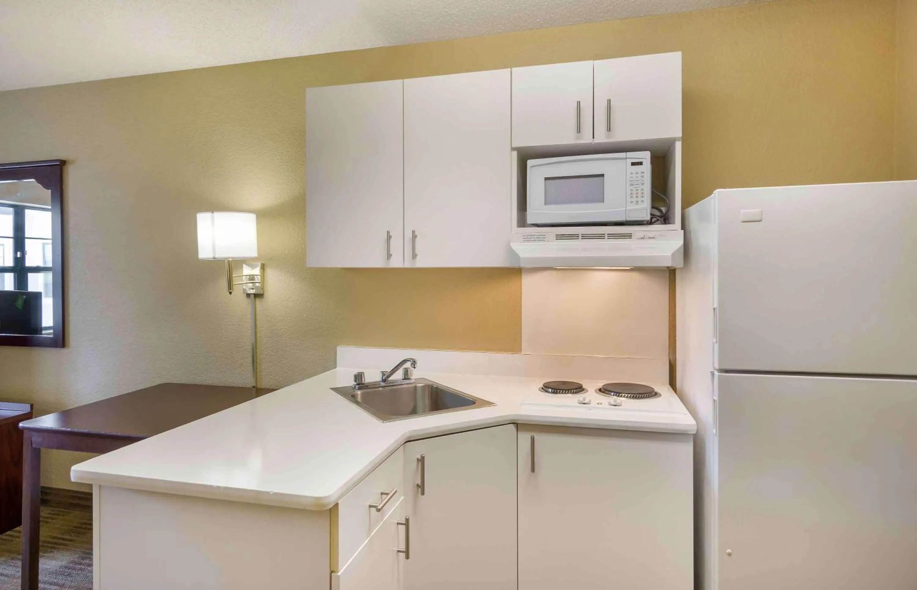 Kitchen or kitchenette in Extended Stay America Suites - Tacoma - South