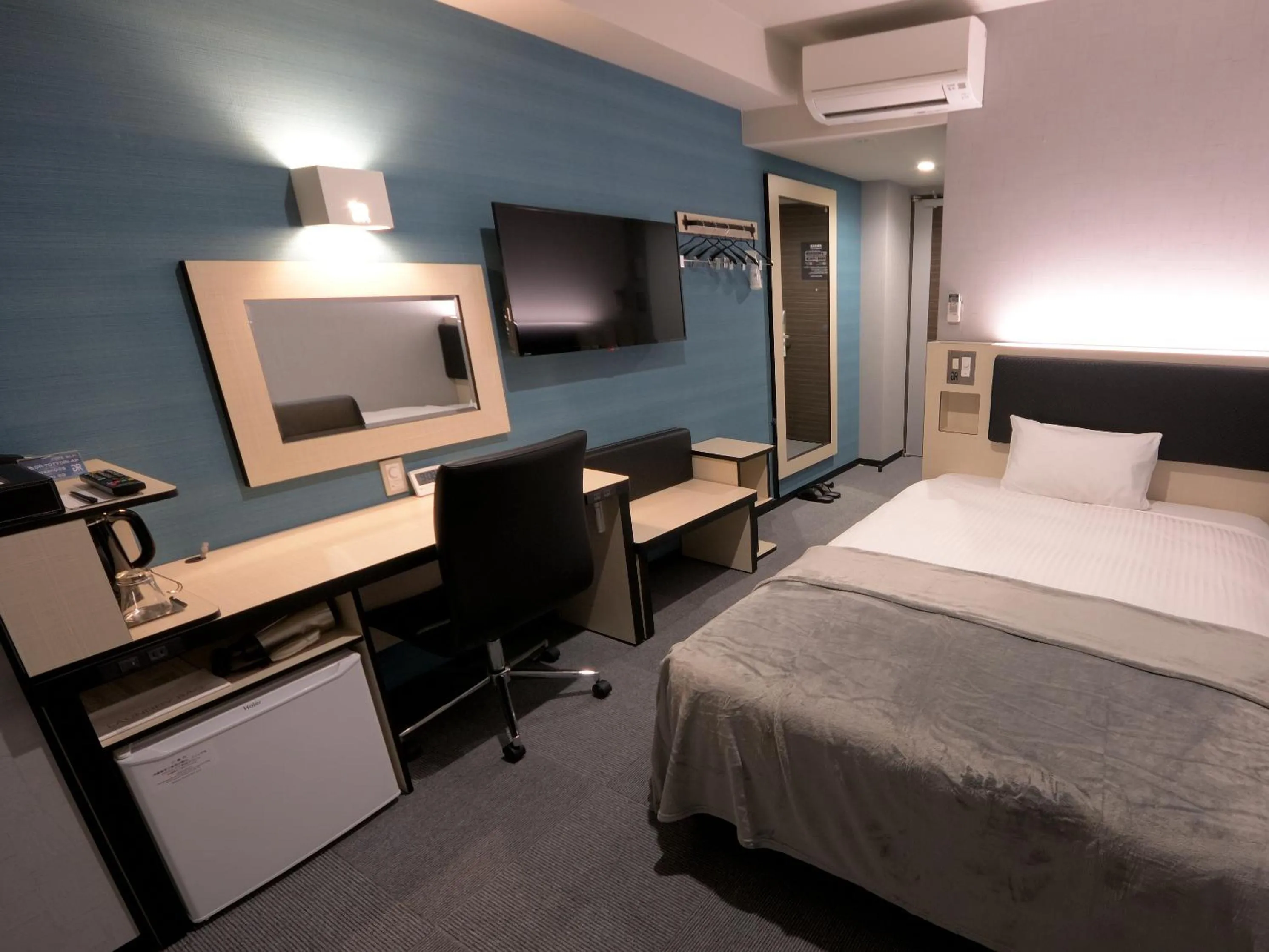 Photo of the whole room, Bed in Green Rich Hotel Tottori Ekimae (Artificial hot spring Futamata Yunohana)