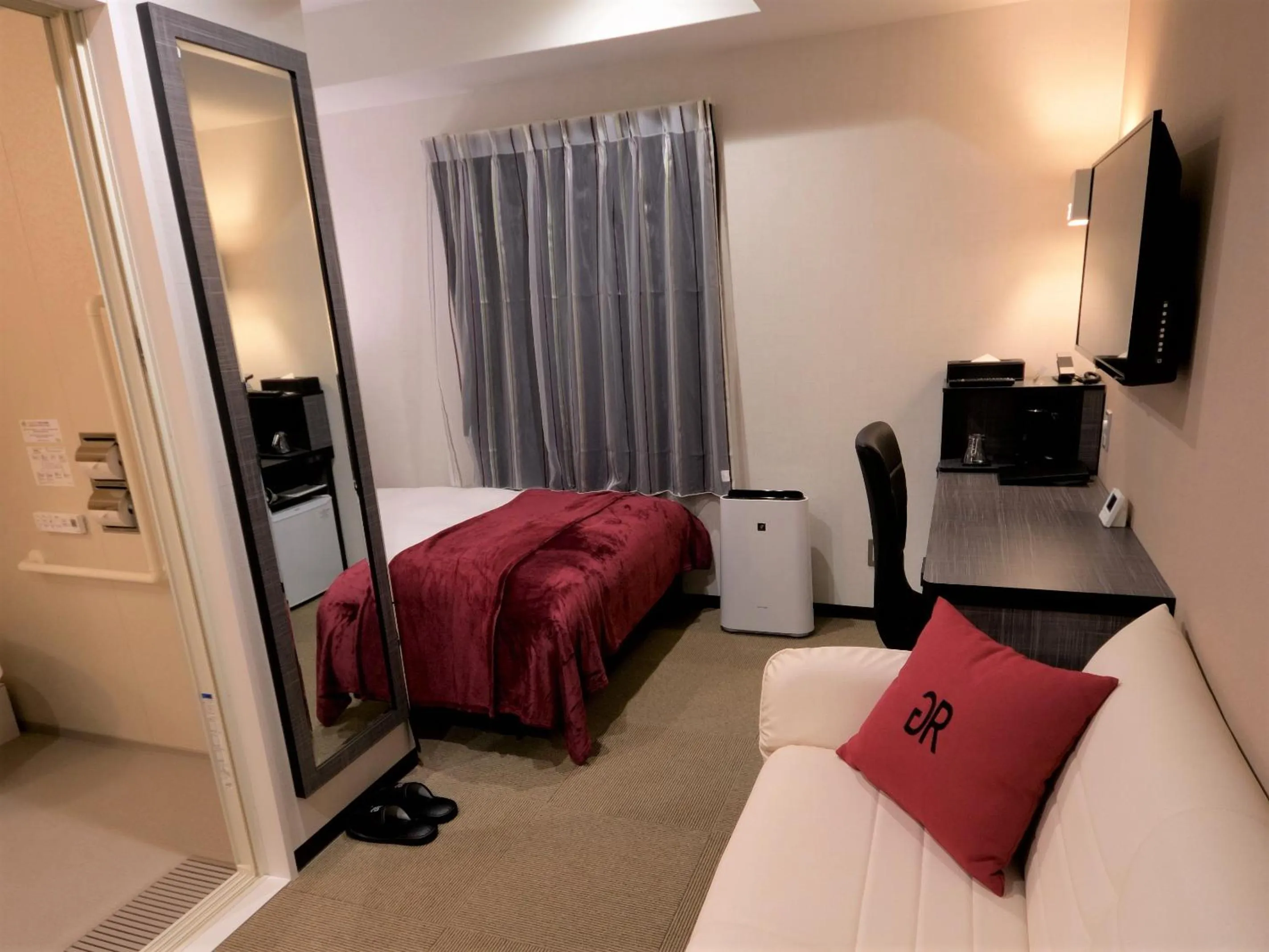 Photo of the whole room, Bed in Green Rich Hotel Tottori Ekimae (Artificial hot spring Futamata Yunohana)