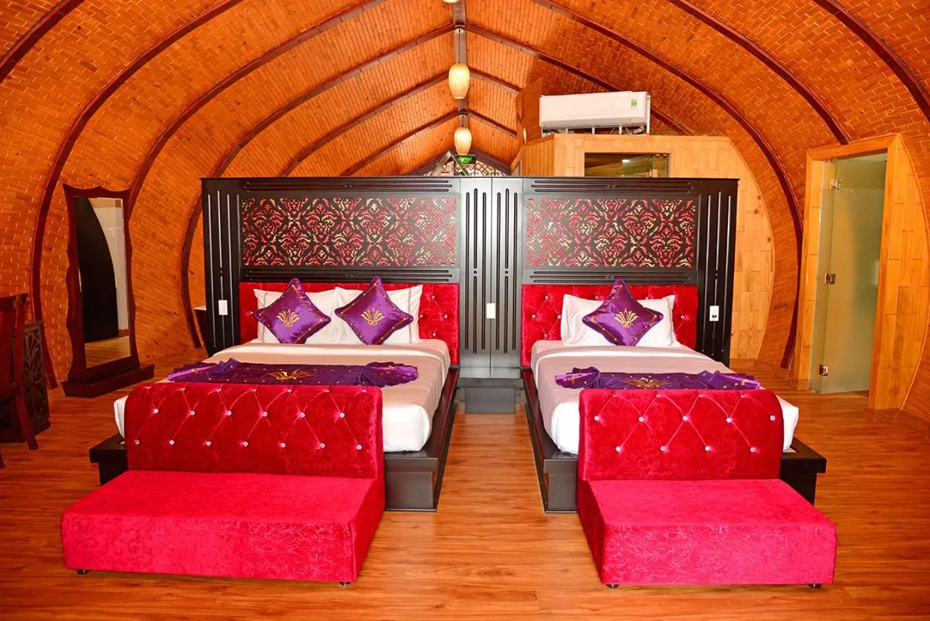 Bed in Con Khuong Resort Can Tho