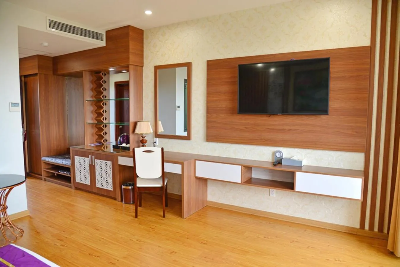 TV and multimedia in Con Khuong Resort Can Tho