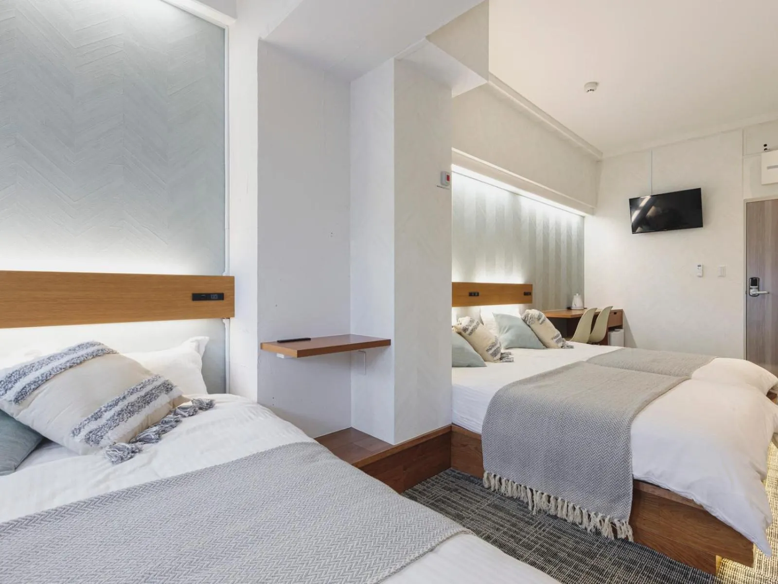 Bed in 3rd PLACE by HIDEOUT