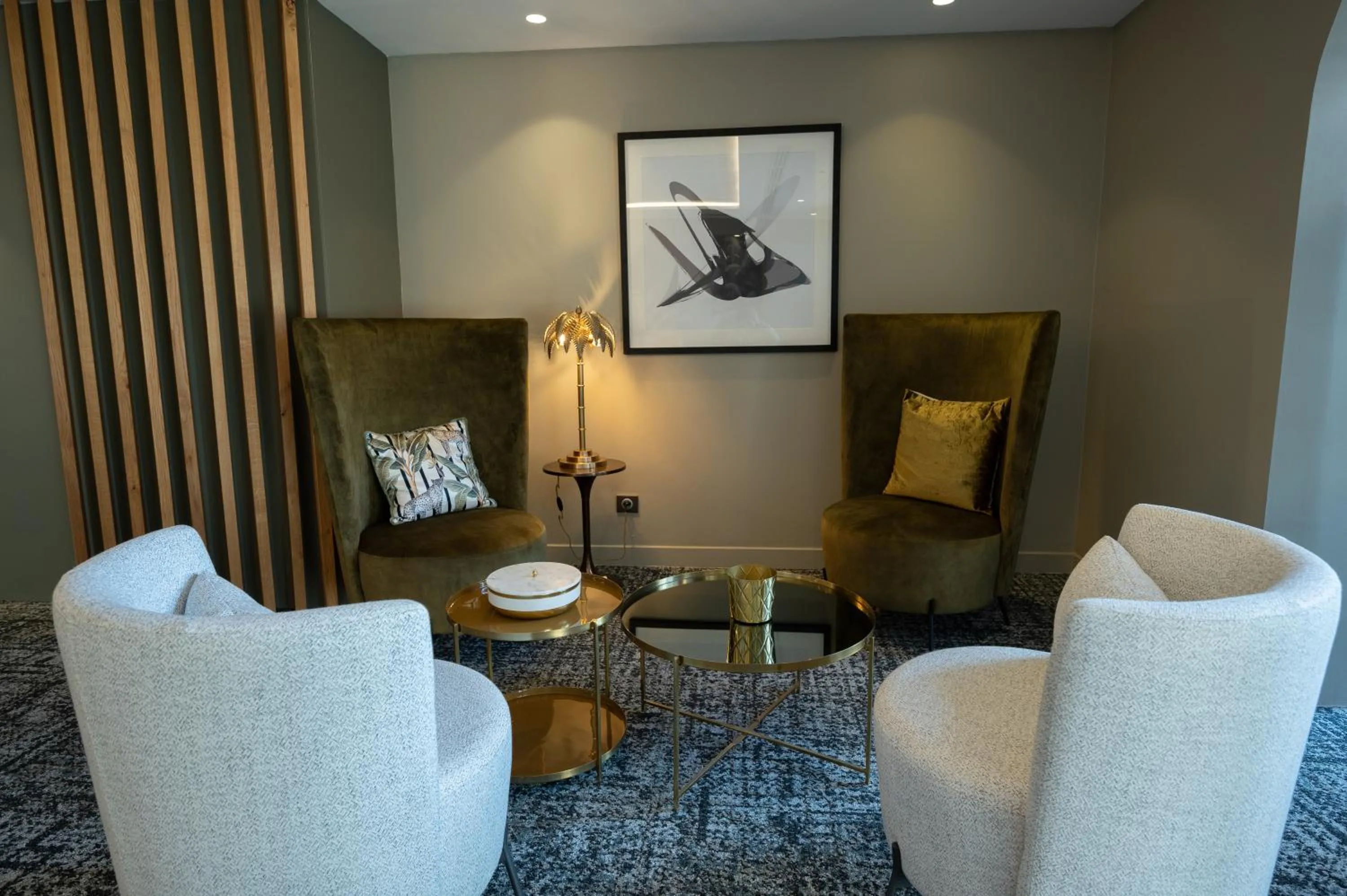 Living room in Domaine la Charpinière, The Originals Collection