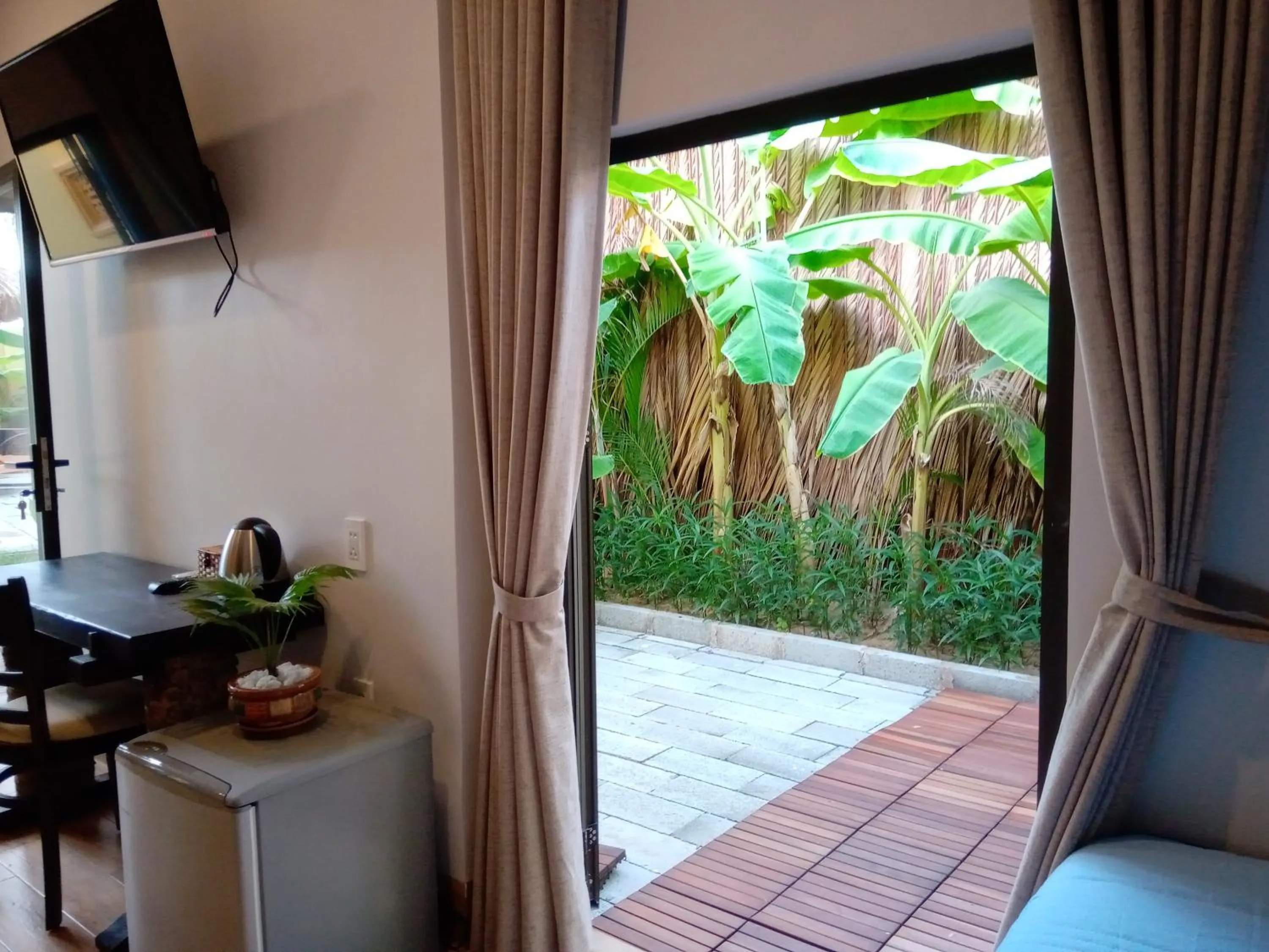 Garden view in MiNhon Hotel Muine