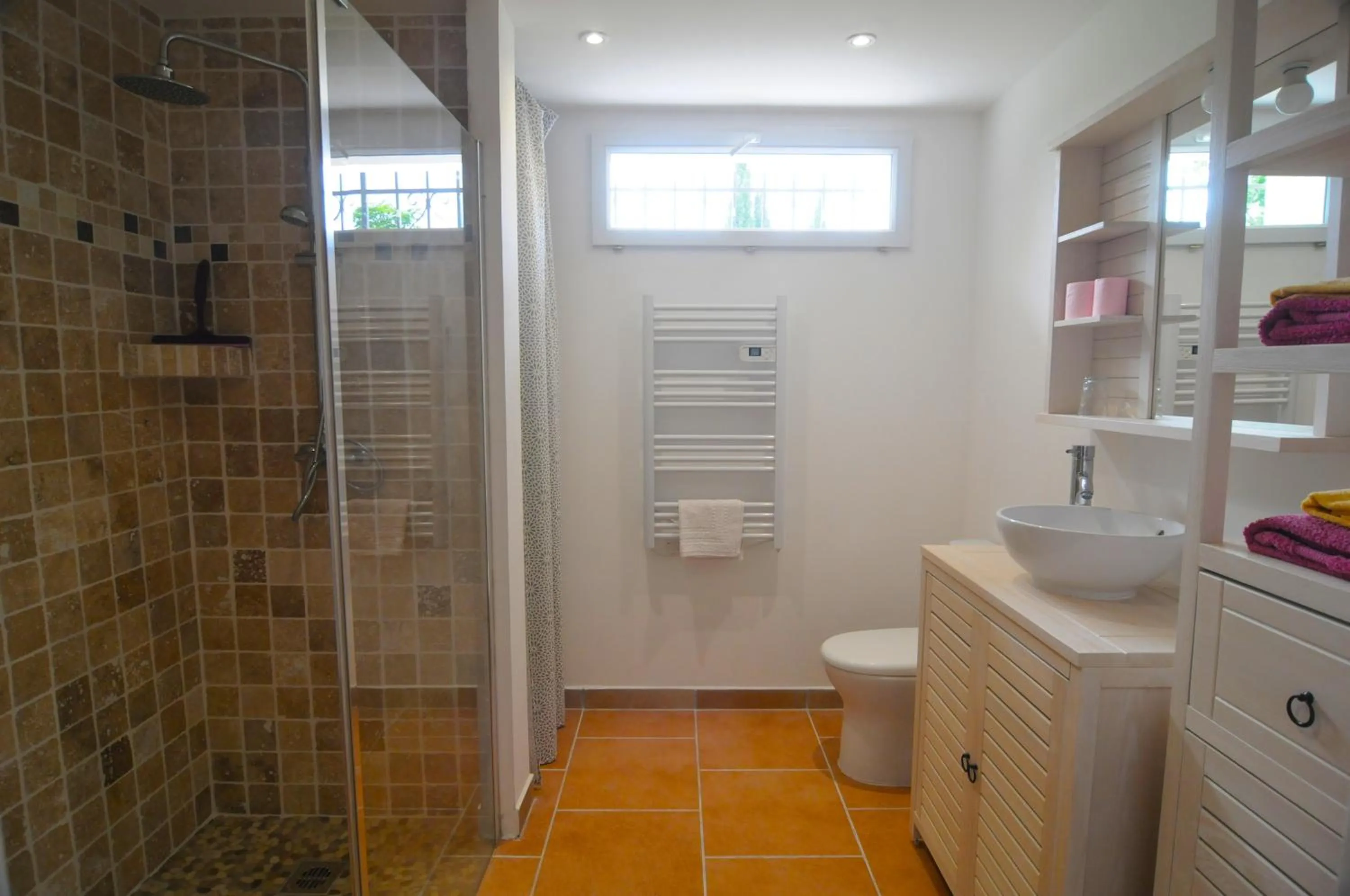 Bathroom in Mas Le Pont des Aubes