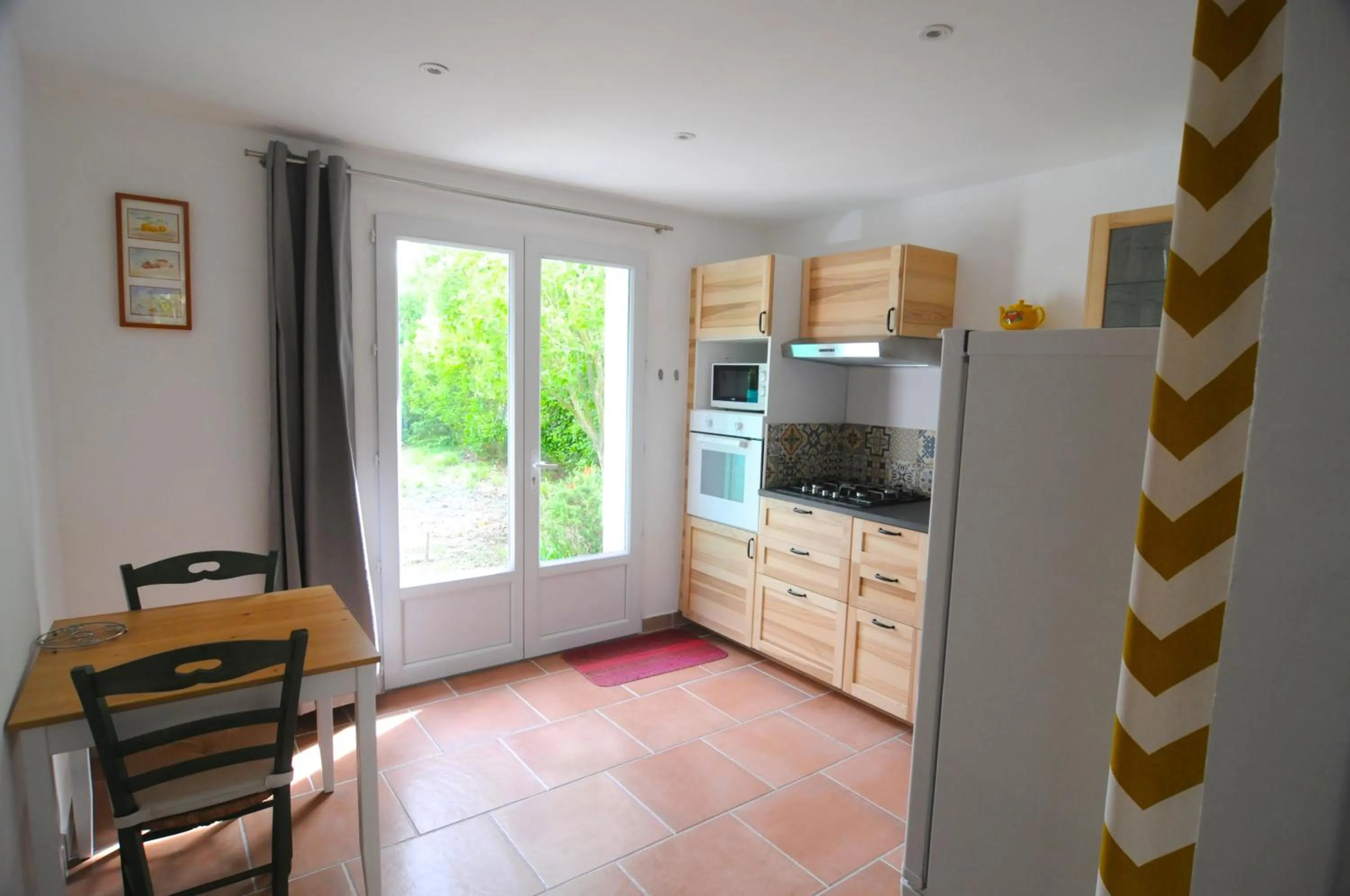 Kitchen or kitchenette in Mas Le Pont des Aubes