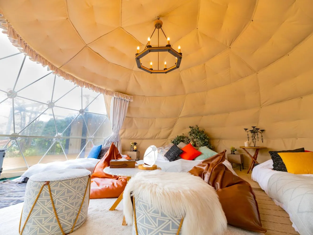 Bed in Yufuin Glamping COMOREBI