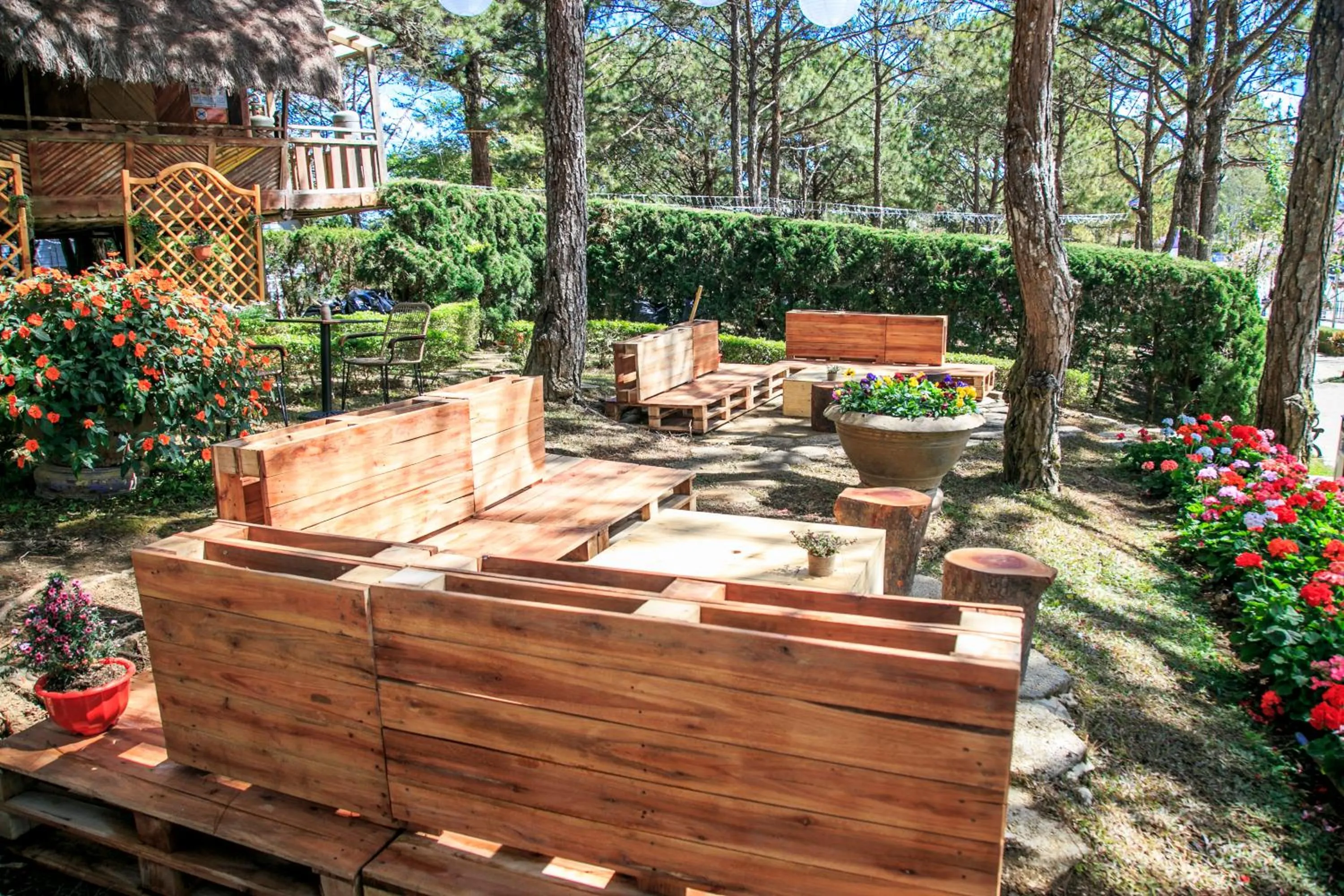 Restaurant/places to eat in TTC Dreamy Hill Resort - Unlimited Access to TTC World - Thung Lung Tinh Yeu