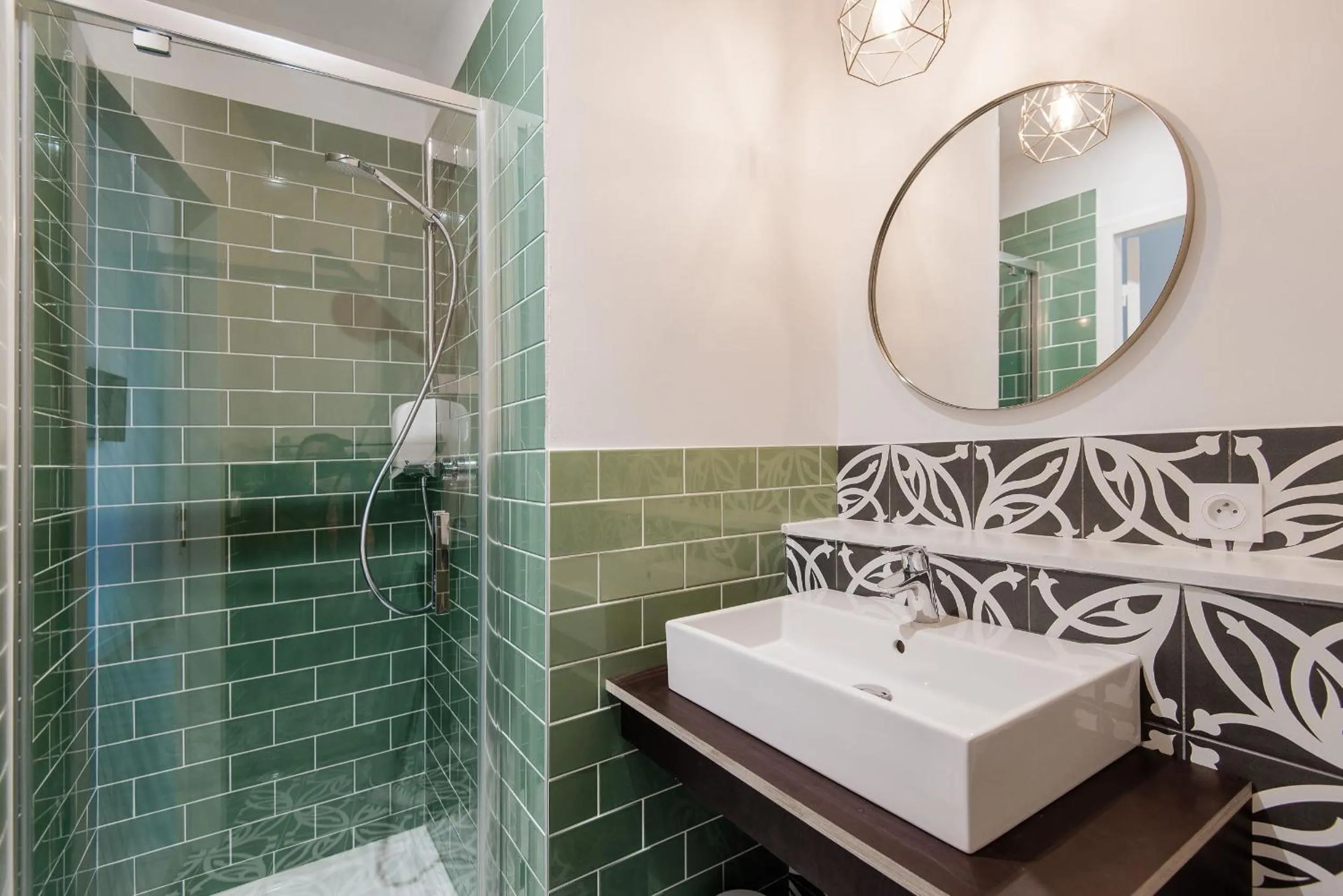 Bathroom in Le Couvent - Hostel