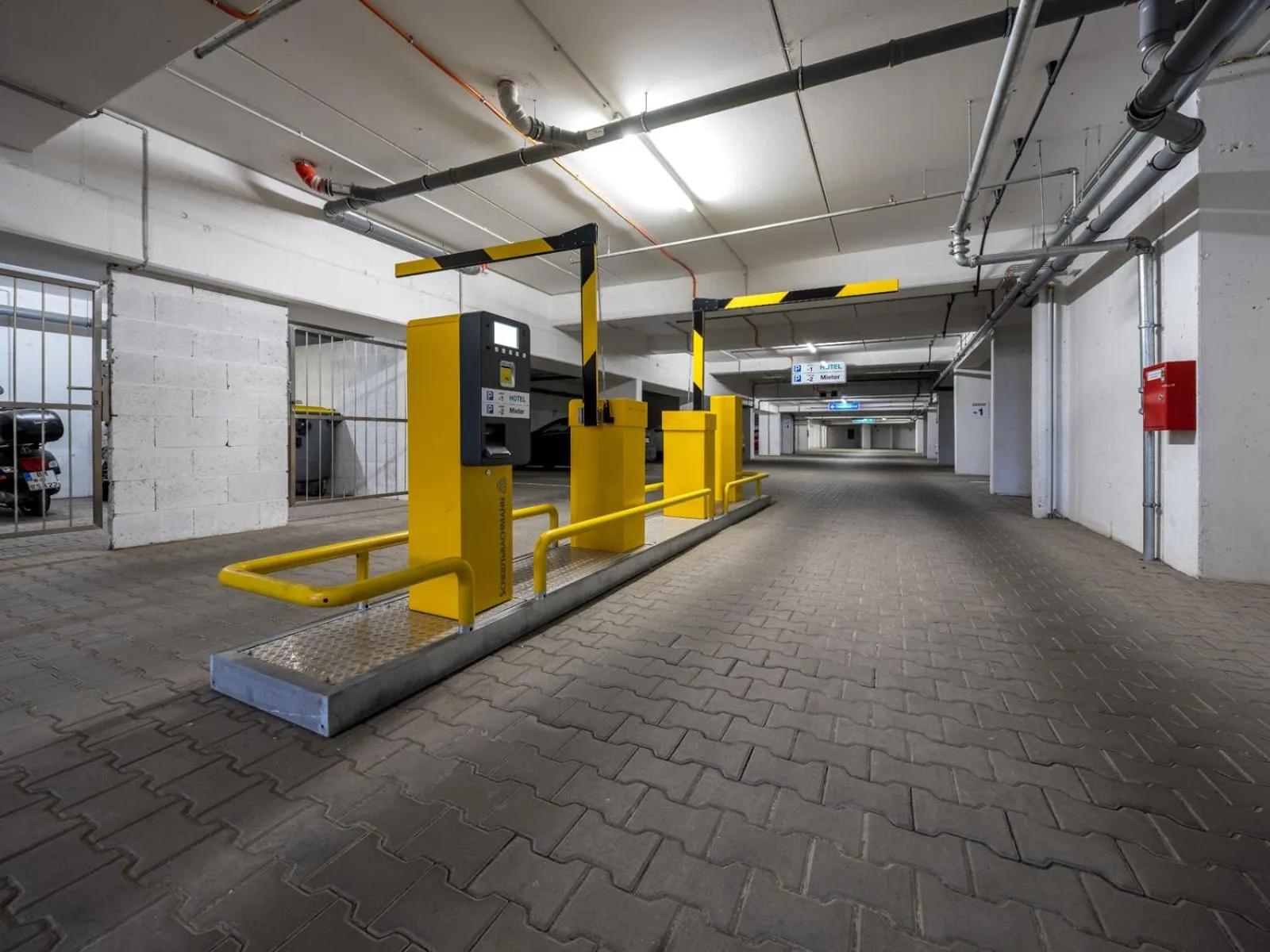 Facade/entrance in RS-HOTEL - smart & modern Hotel Apartments