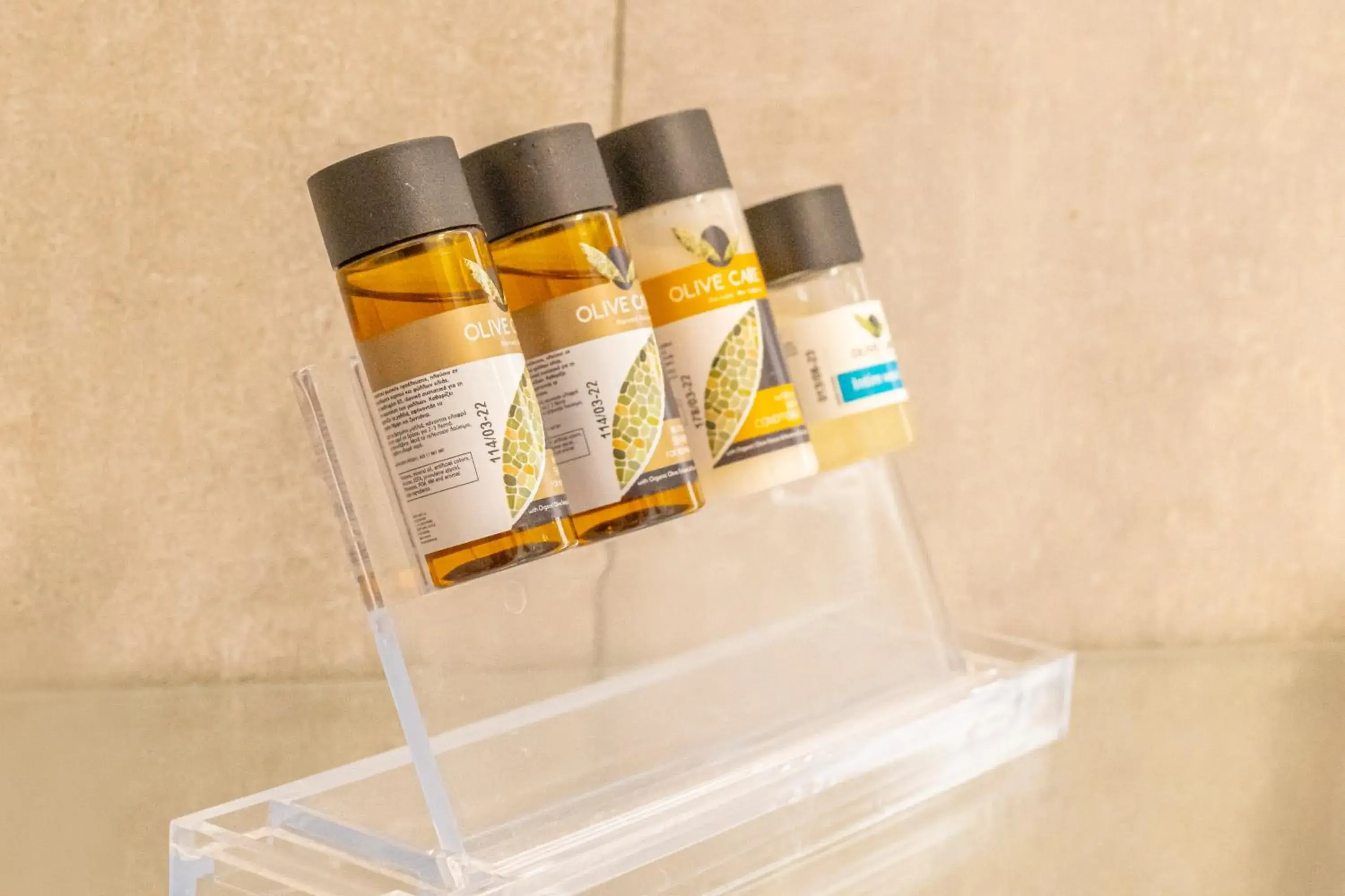 Comfort Triple Room in B&B Napoli Centro Comfort Triple Room in B&B Napoli Centro