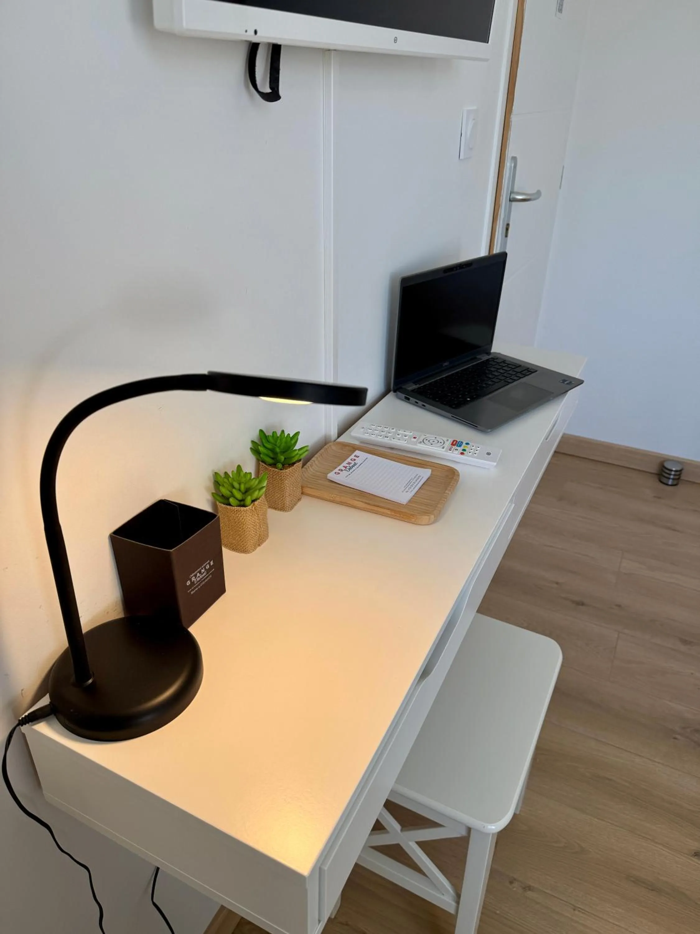 TV and multimedia in Chambres d'hôtes Grange Debout