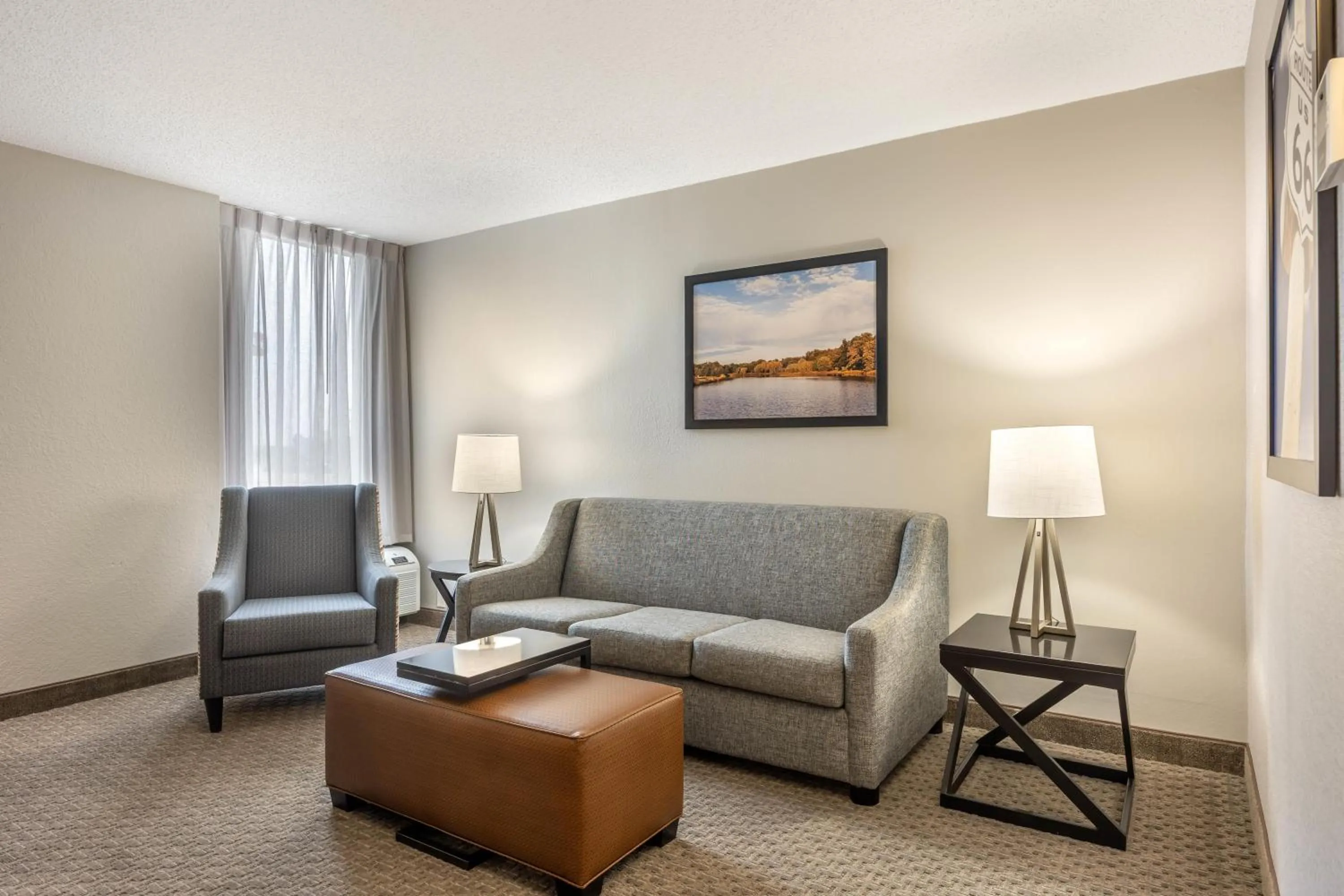 Bedroom in Drury Inn & Suites Springfield MO