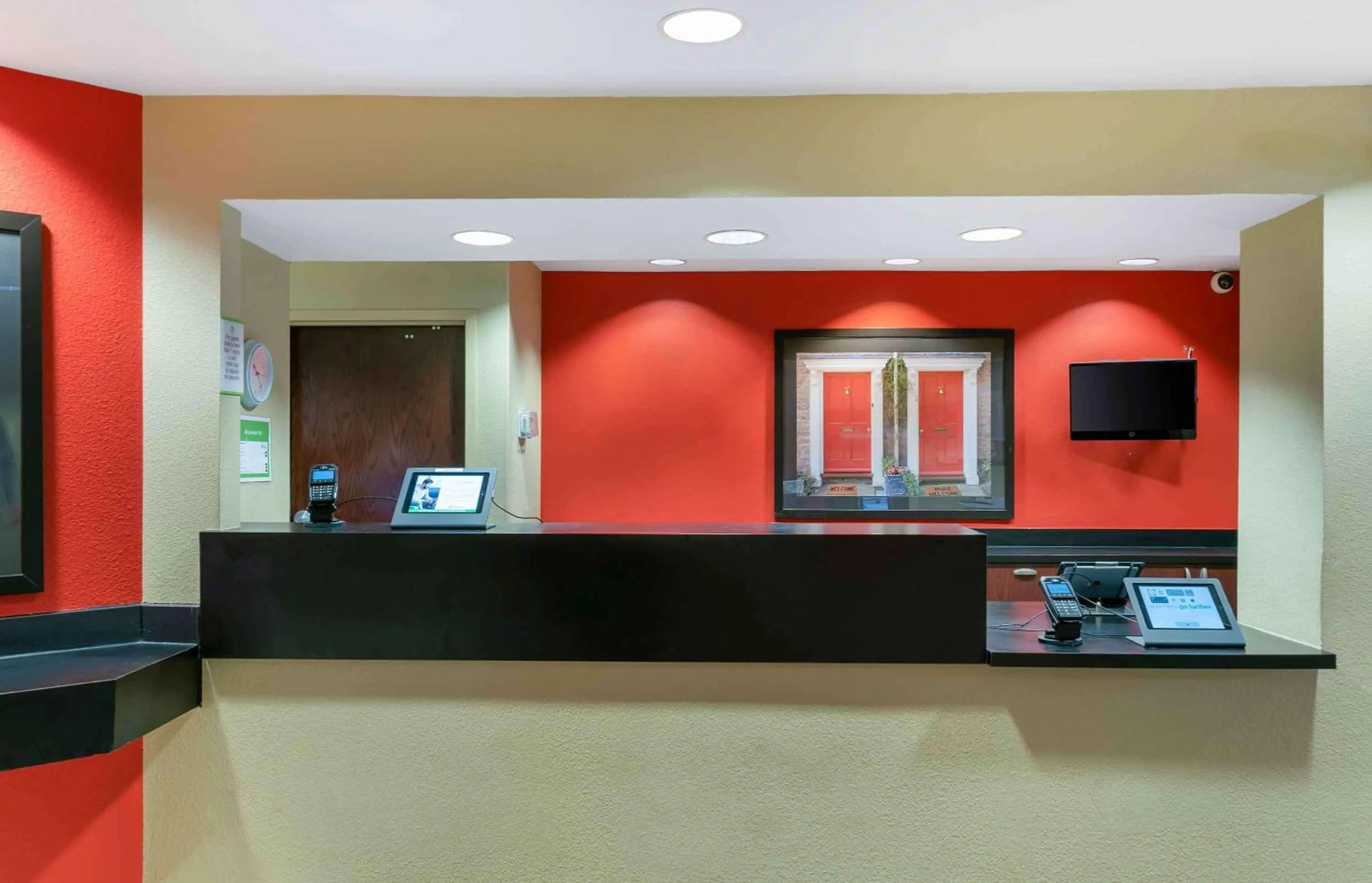 Lobby or reception in Extended Stay America Suites - Detroit - Metropolitan Airport