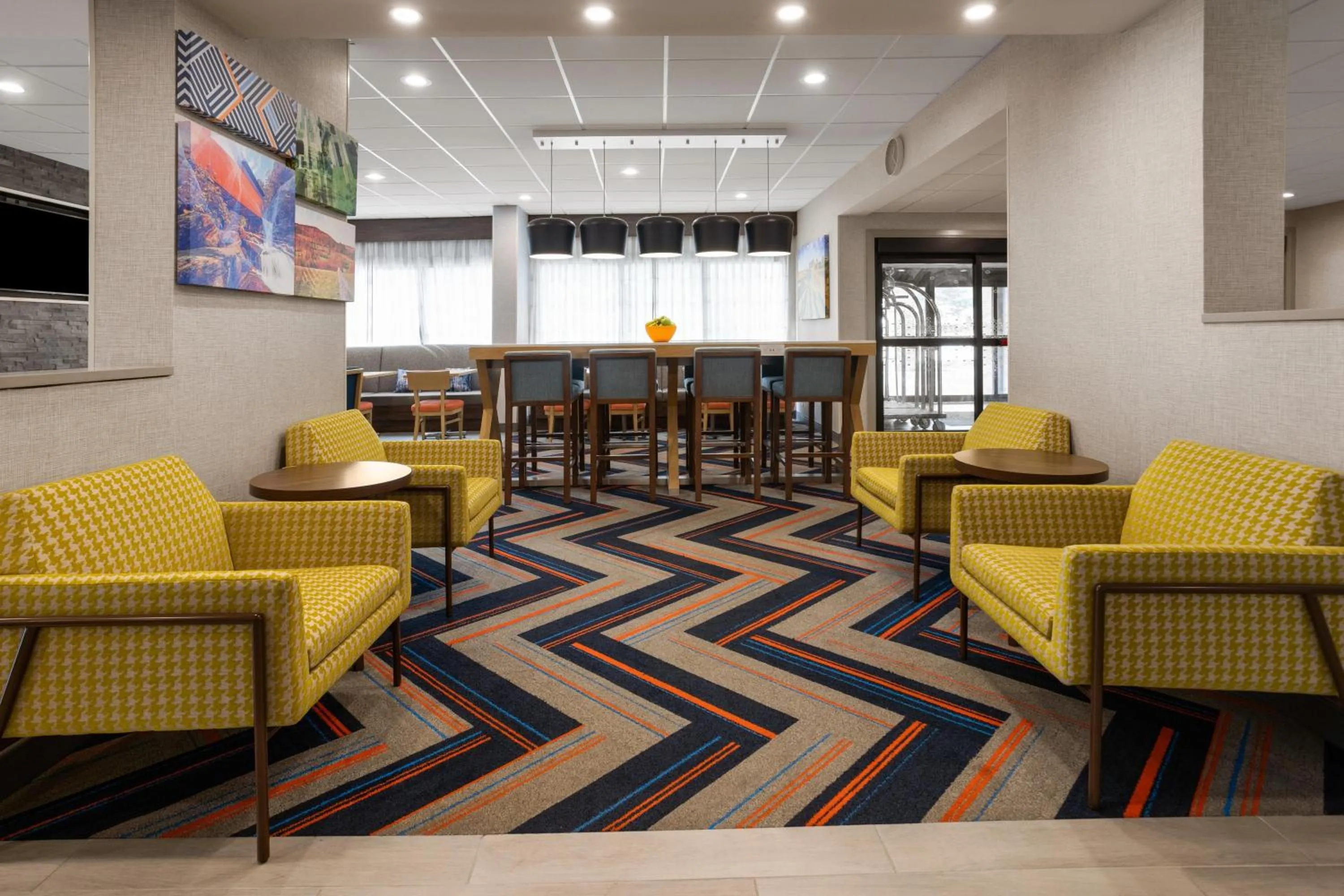 Lobby or reception in Hampton Inn Somerset