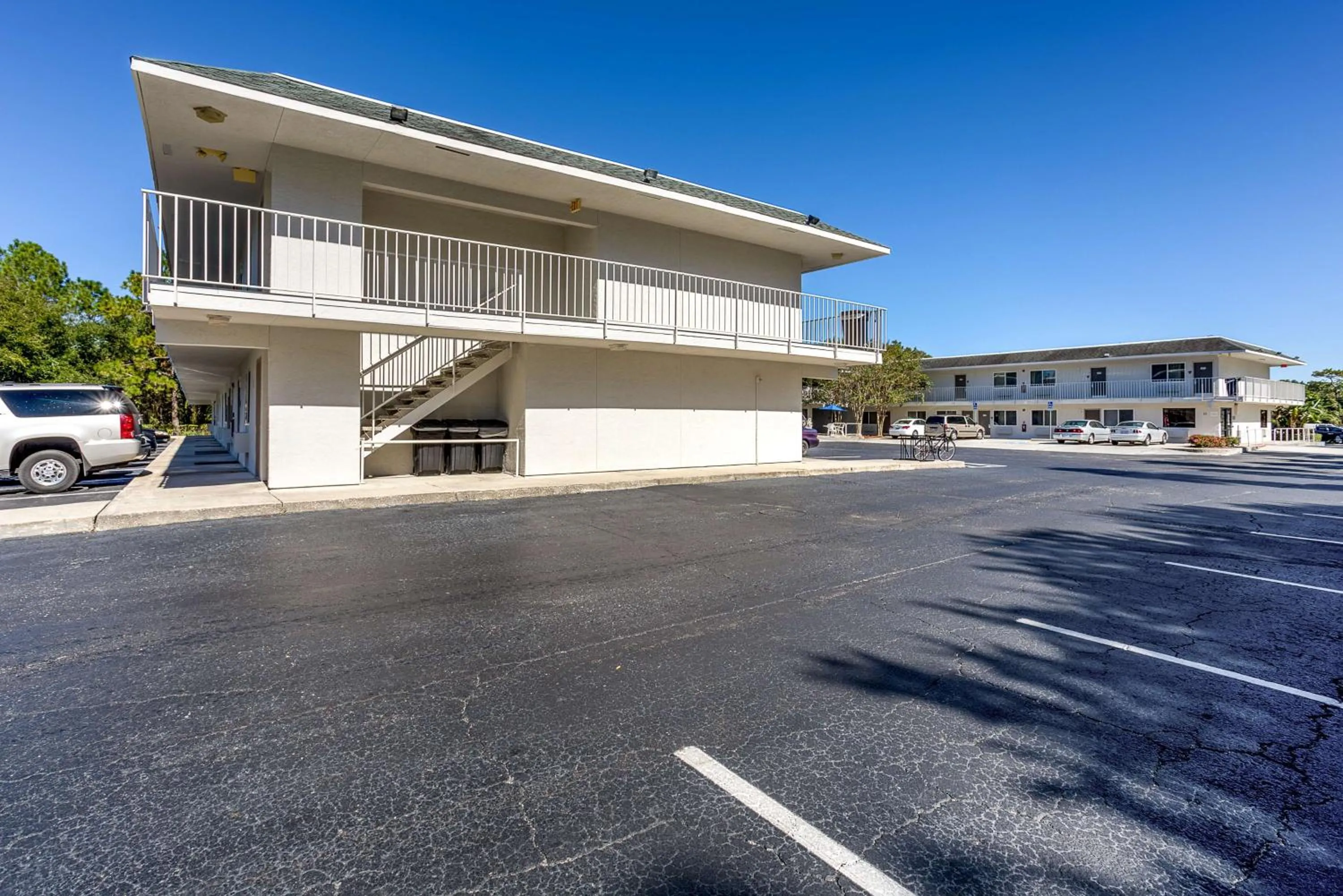 Property building in Studio 6-Kissimmee, FL - Orlando