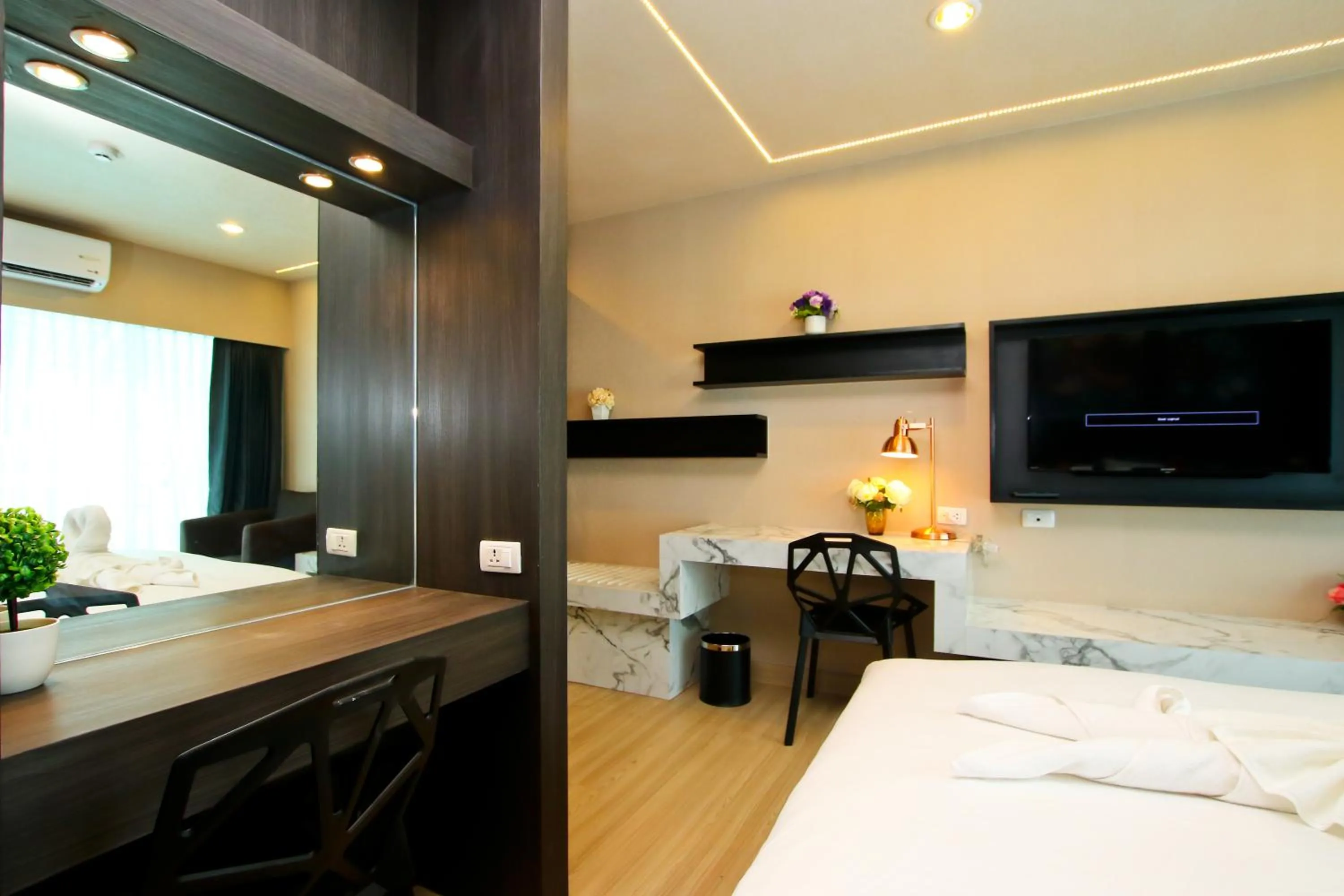 TV and multimedia in Le Breeze Resort Hua hin