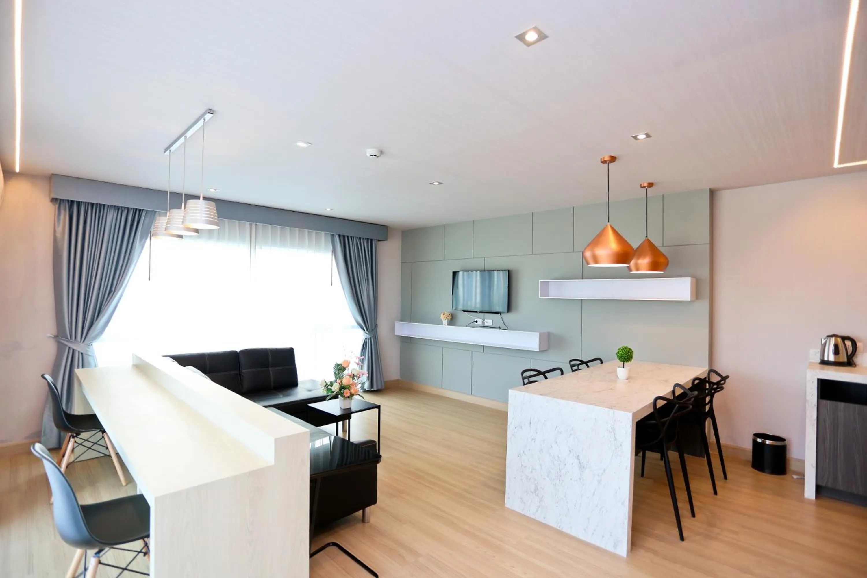 Dining area in Le Breeze Resort Hua hin