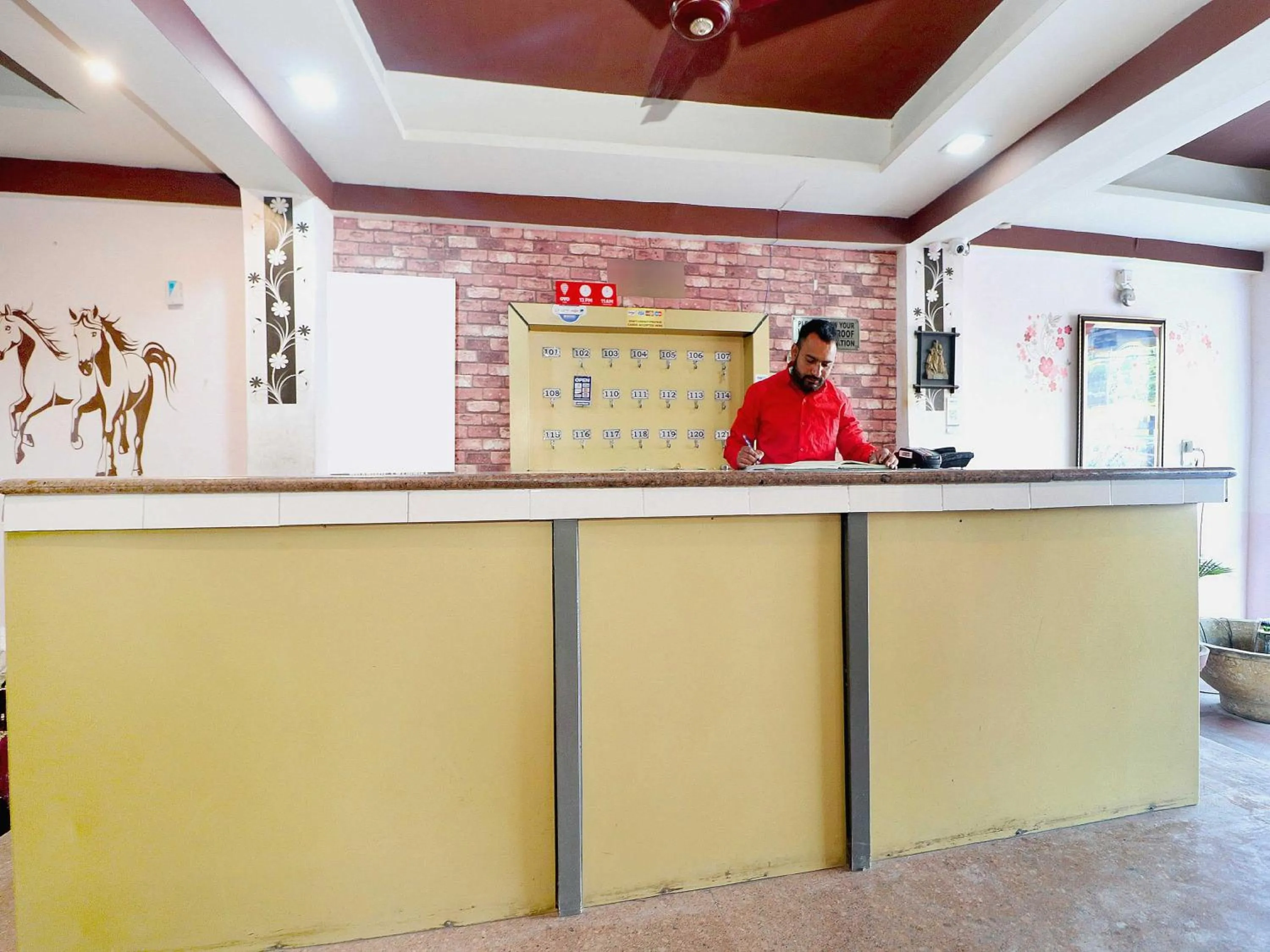 Lobby or reception in Hotel O Welcome Lounge