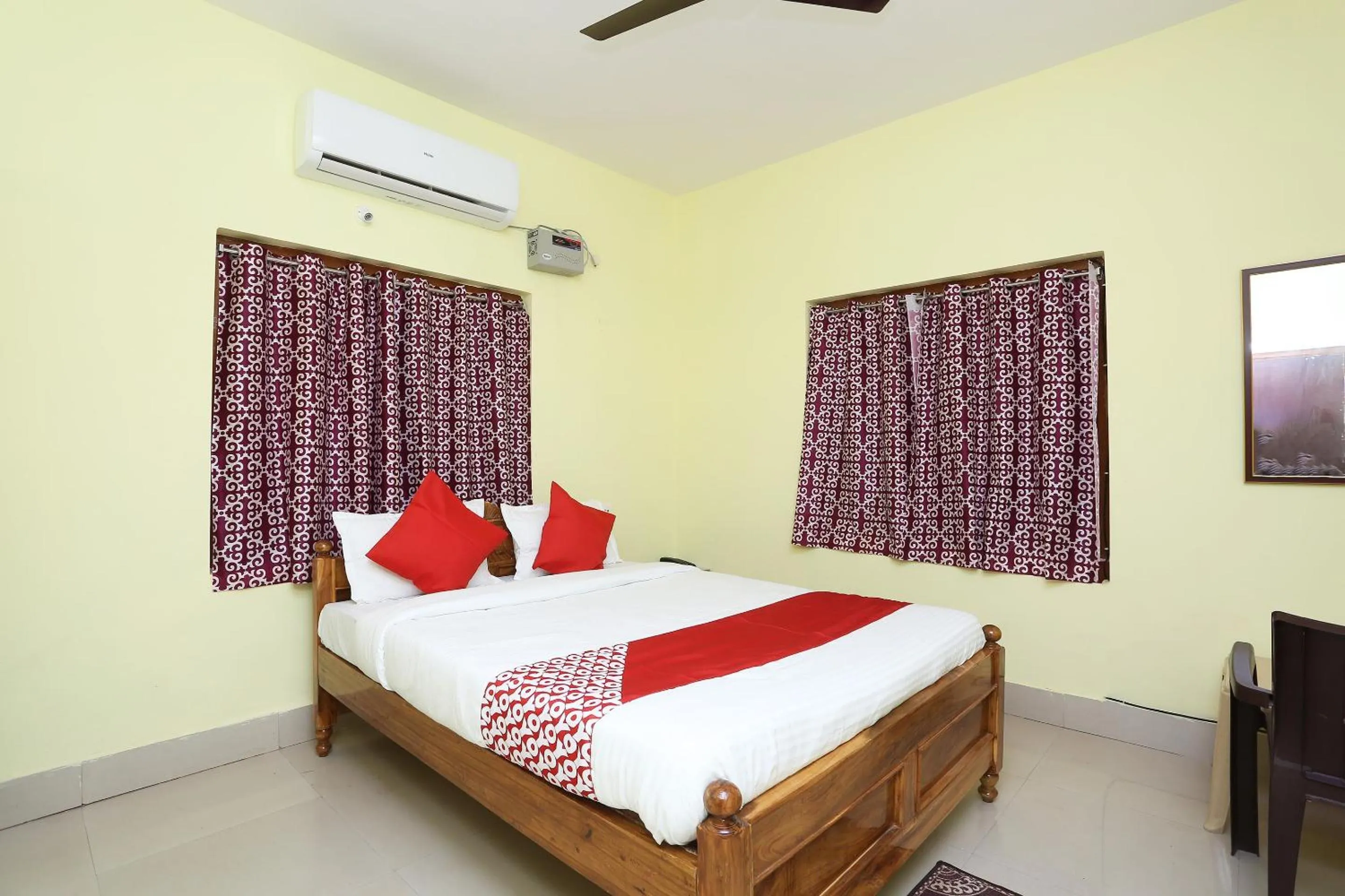 Bedroom in Hotel O Nandan Residency