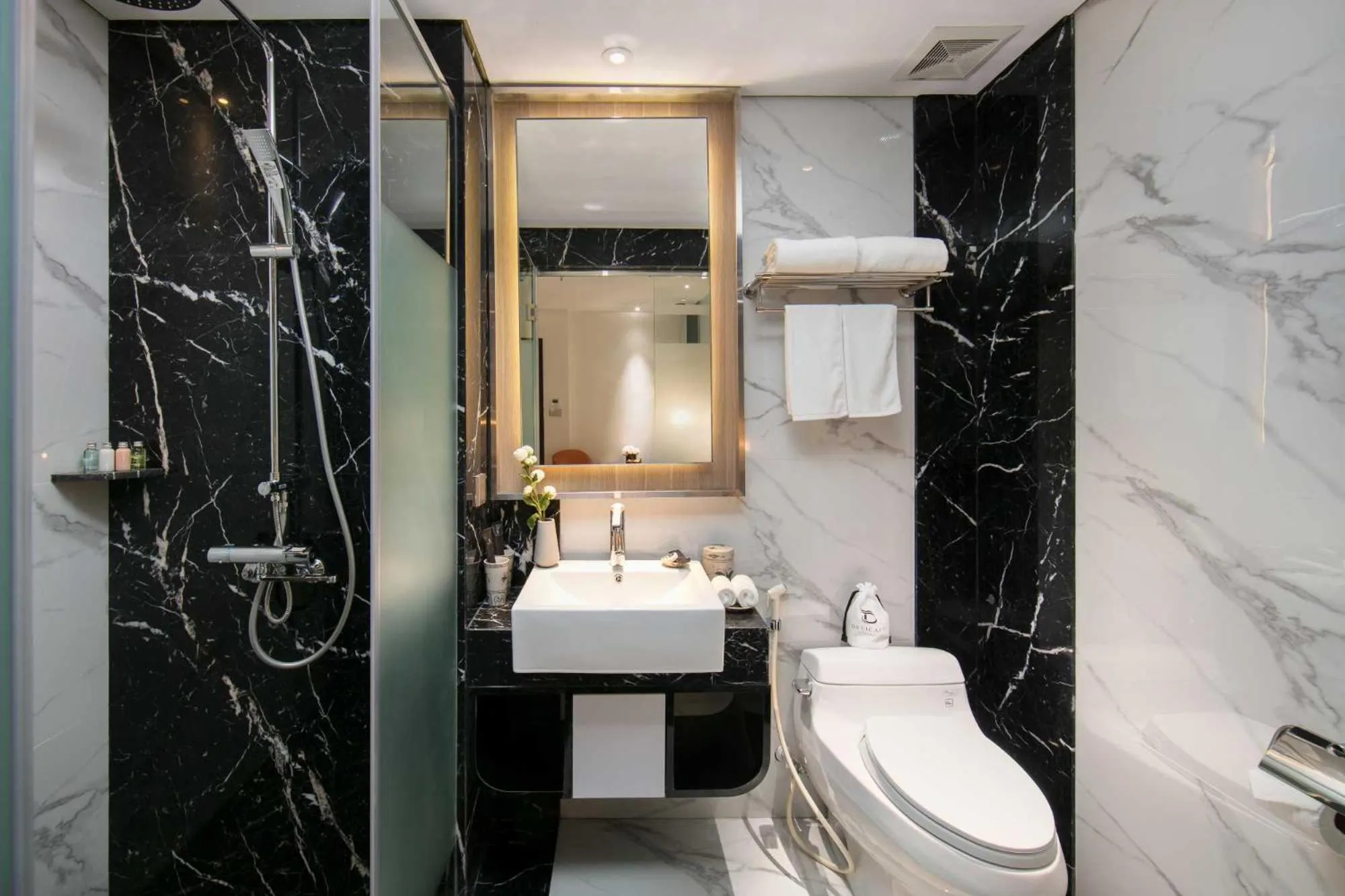 Bathroom in Aurora Premium - A Lifestyle Hotel