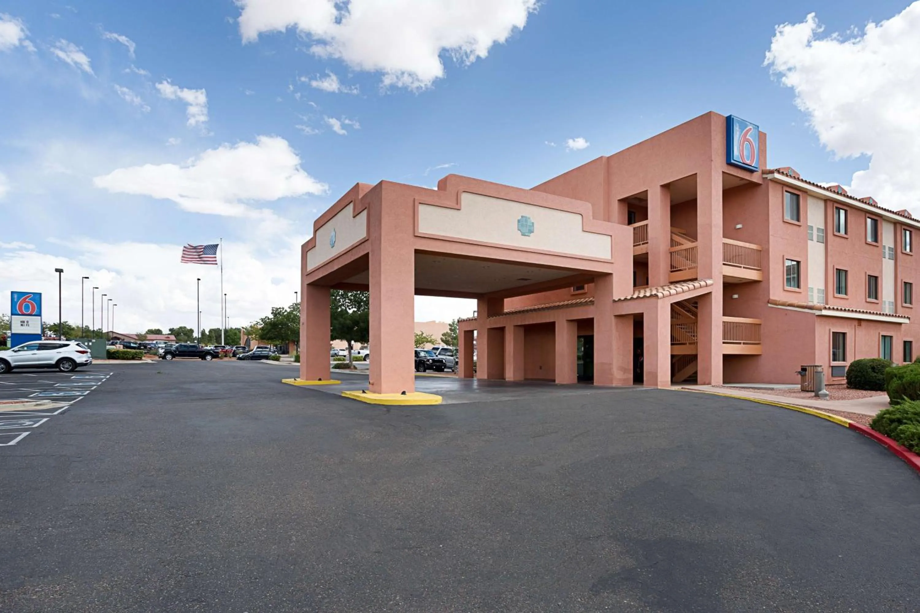 Property building in Motel 6-Page, AZ