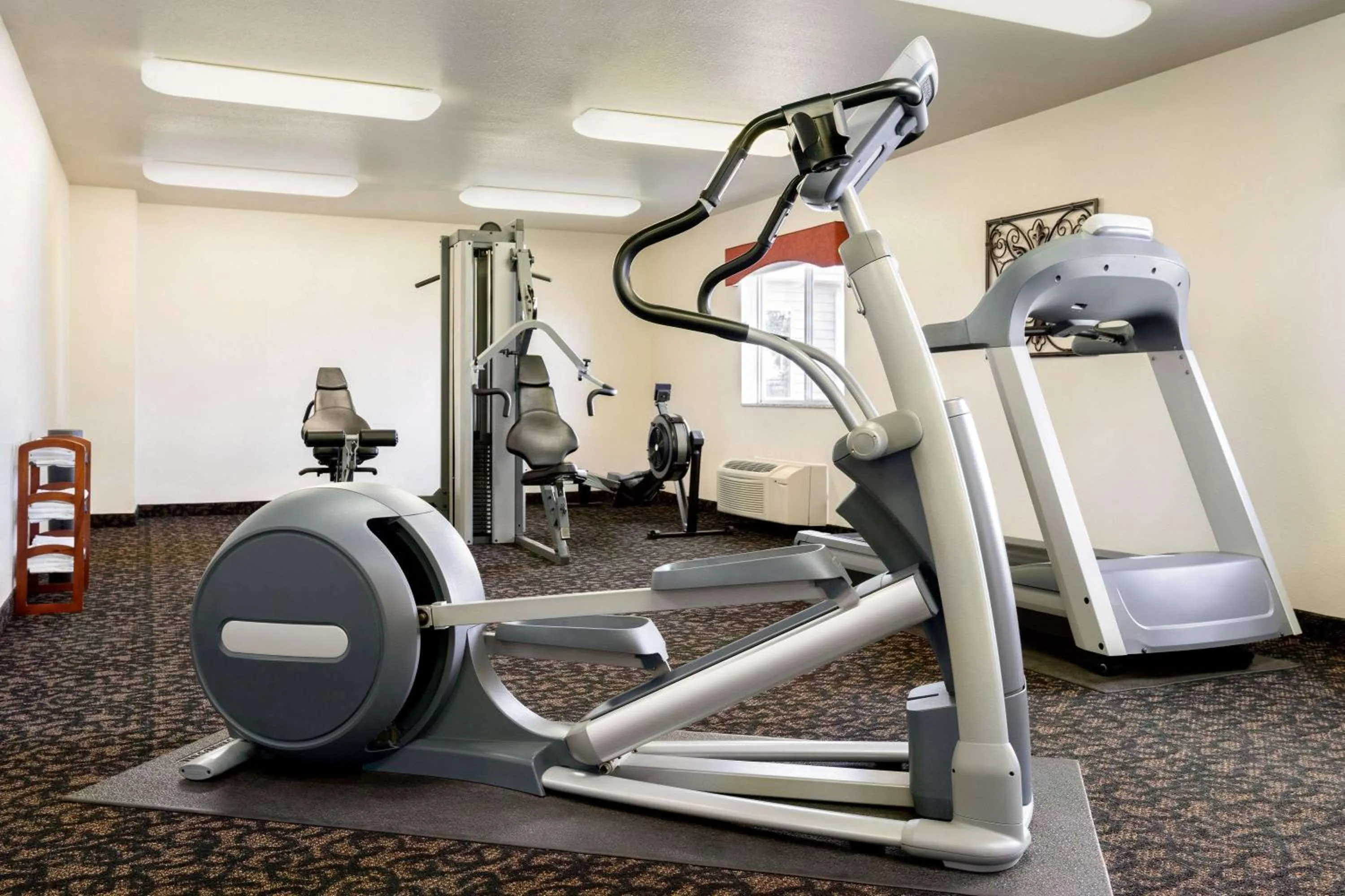 Fitness centre/facilities in Travelodge by Wyndham Bill WY Thunder Basin Ntl Grassland