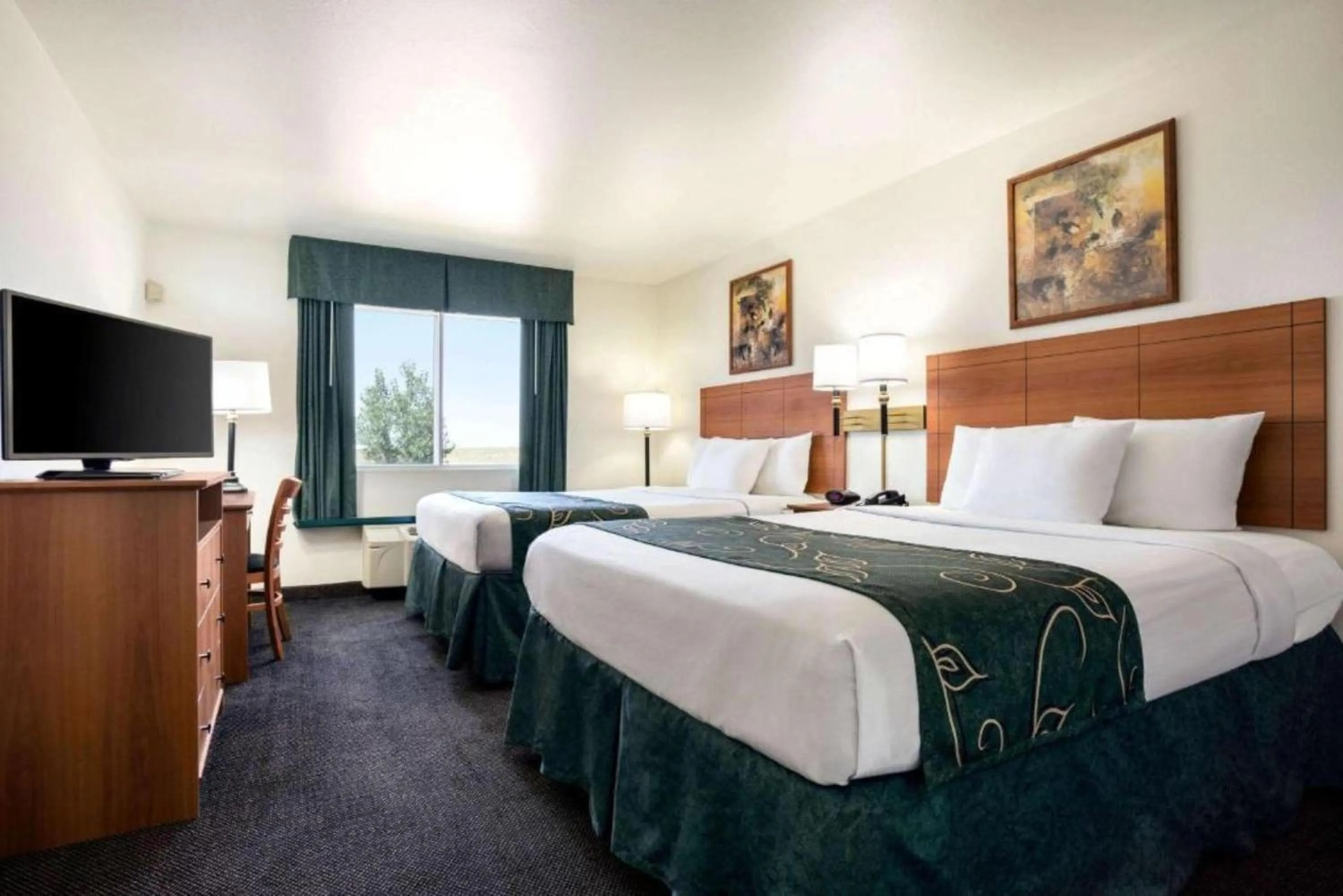 Bed in Travelodge by Wyndham Bill WY Thunder Basin Ntl Grassland