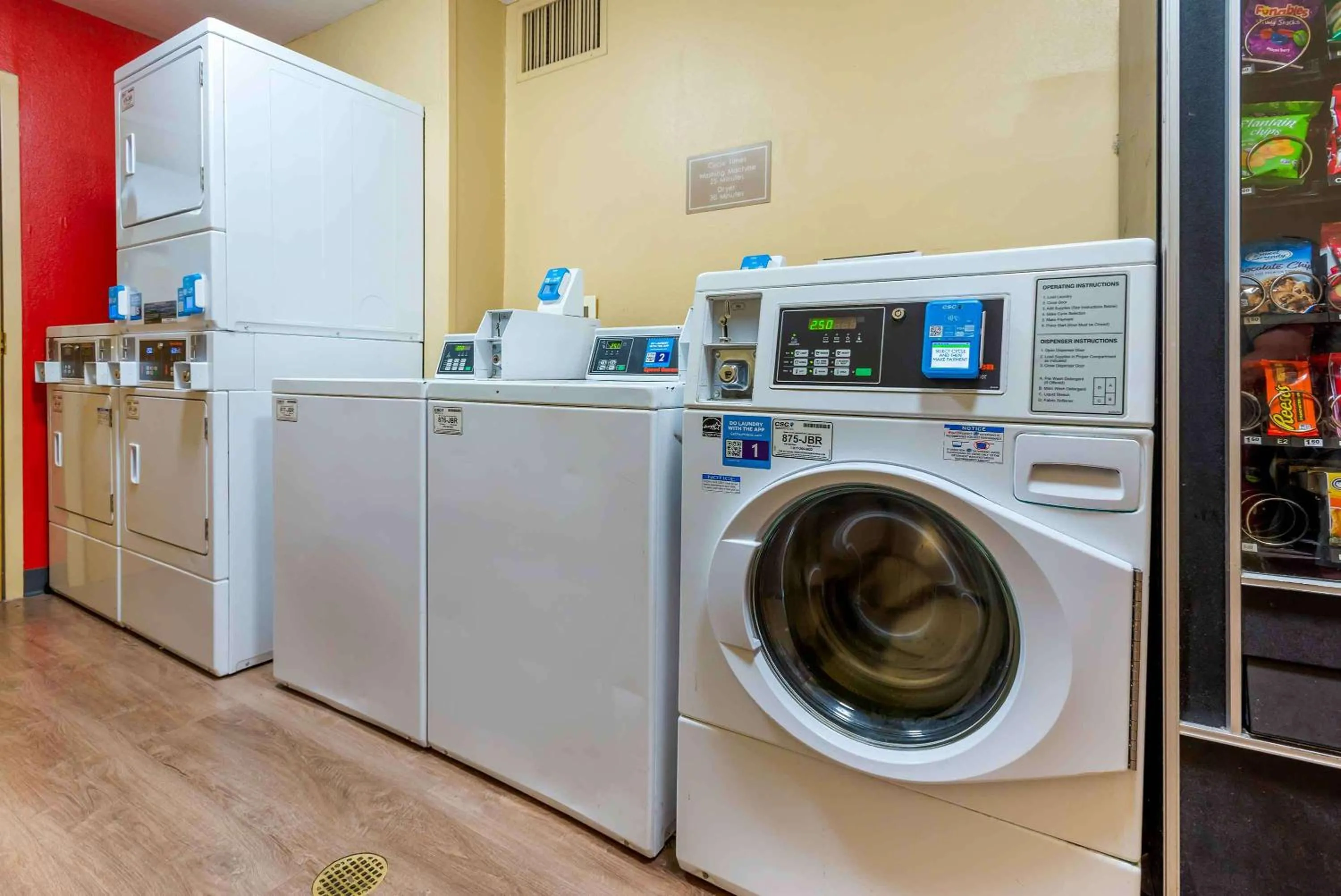 Property building in Extended Stay America Suites - Piscataway - Rutgers University