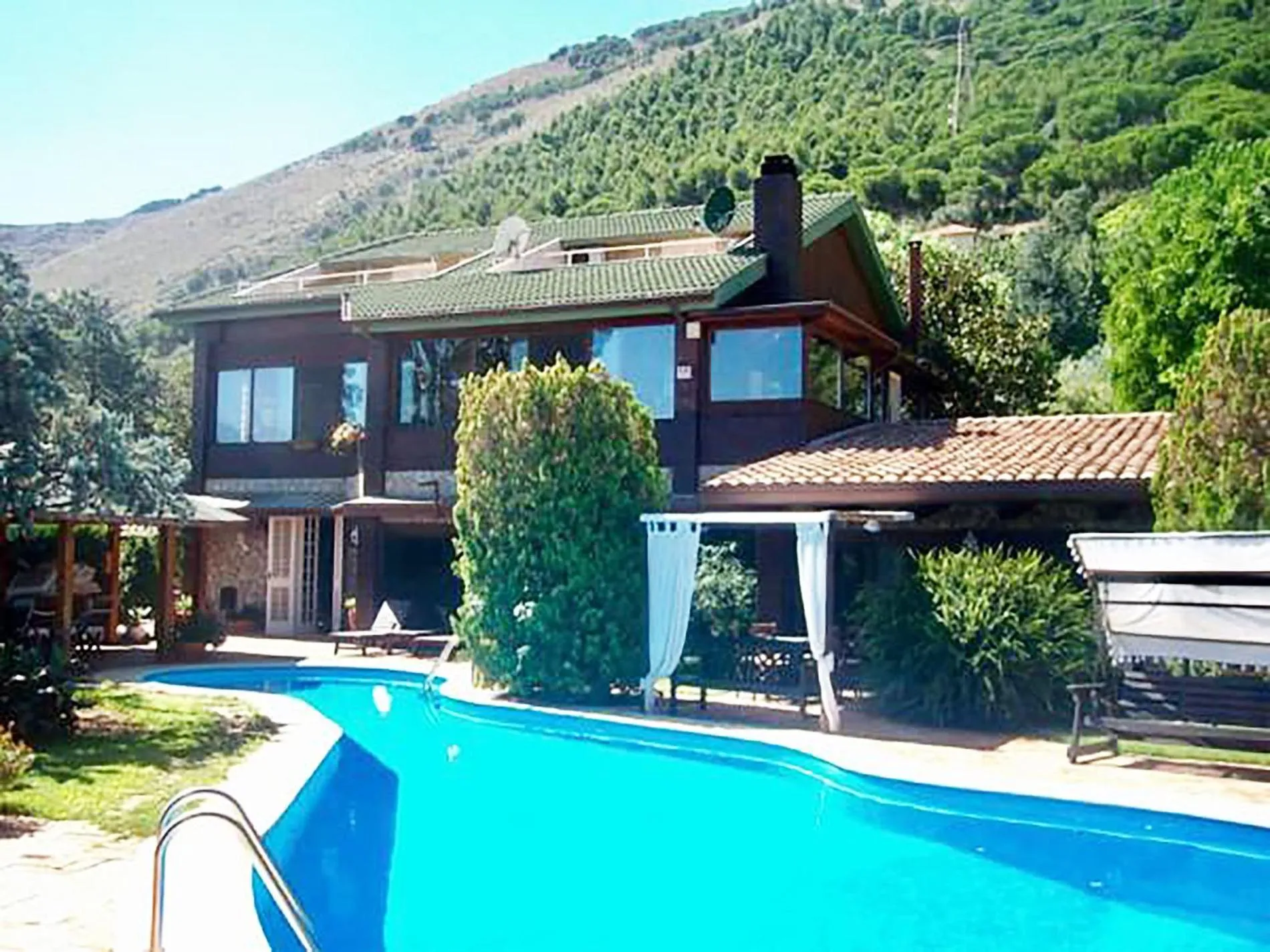 Pool view in Small Paradise Palermo