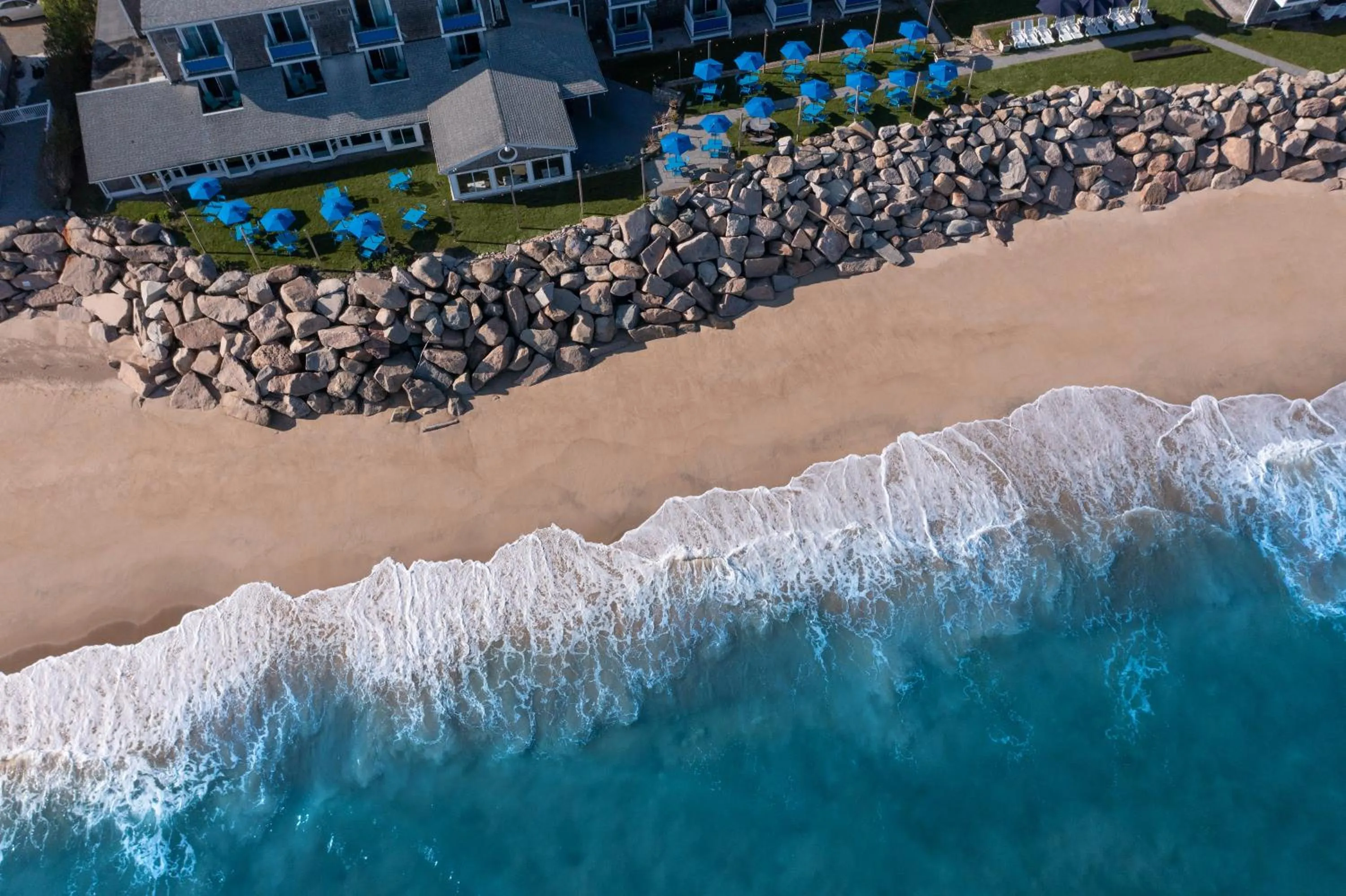 Beach in Pleasant View Inn