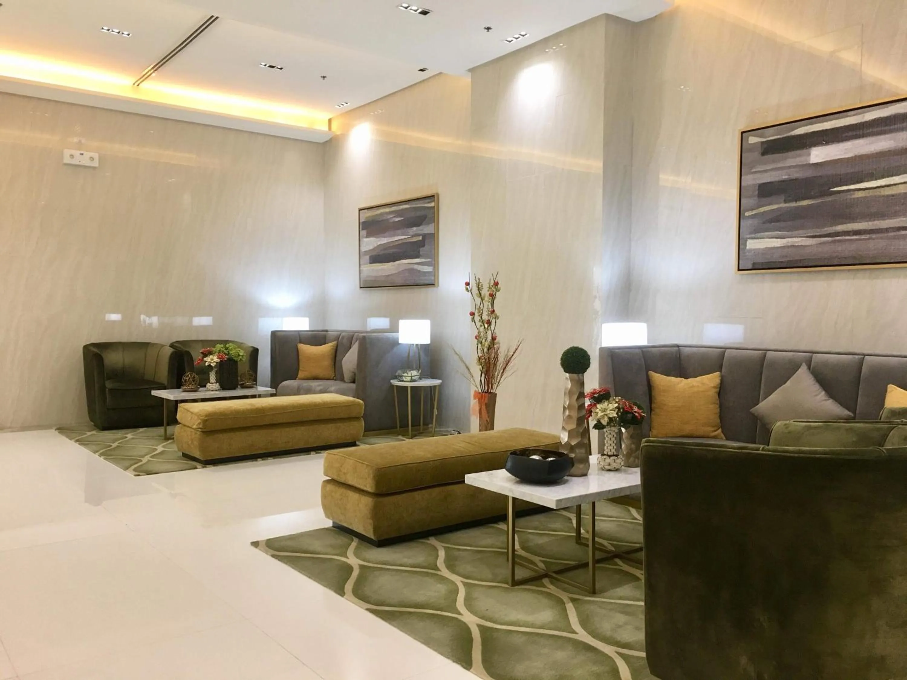 Bed in Condo 101 Newport