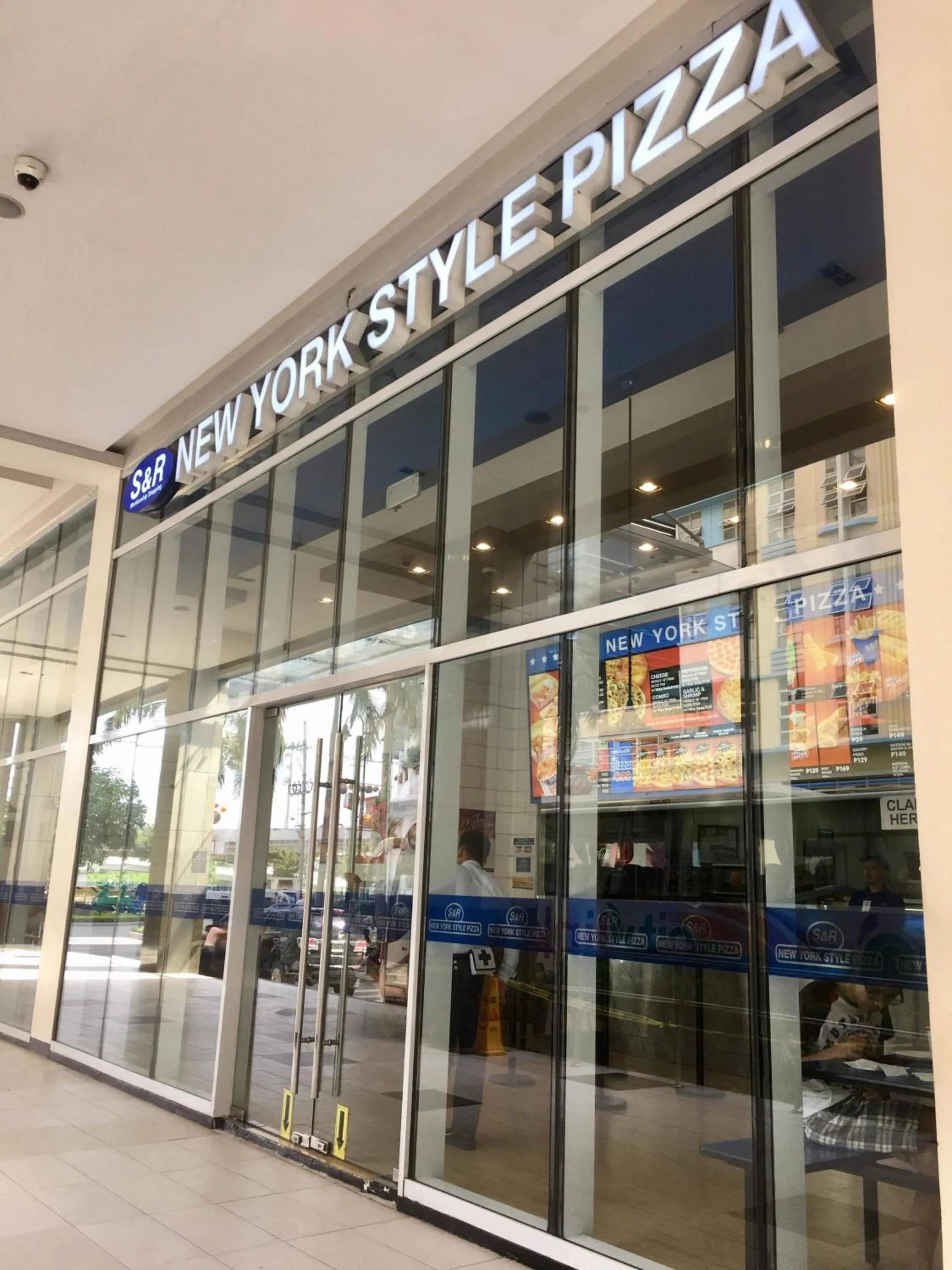 Restaurant/places to eat in Condo 101 Newport