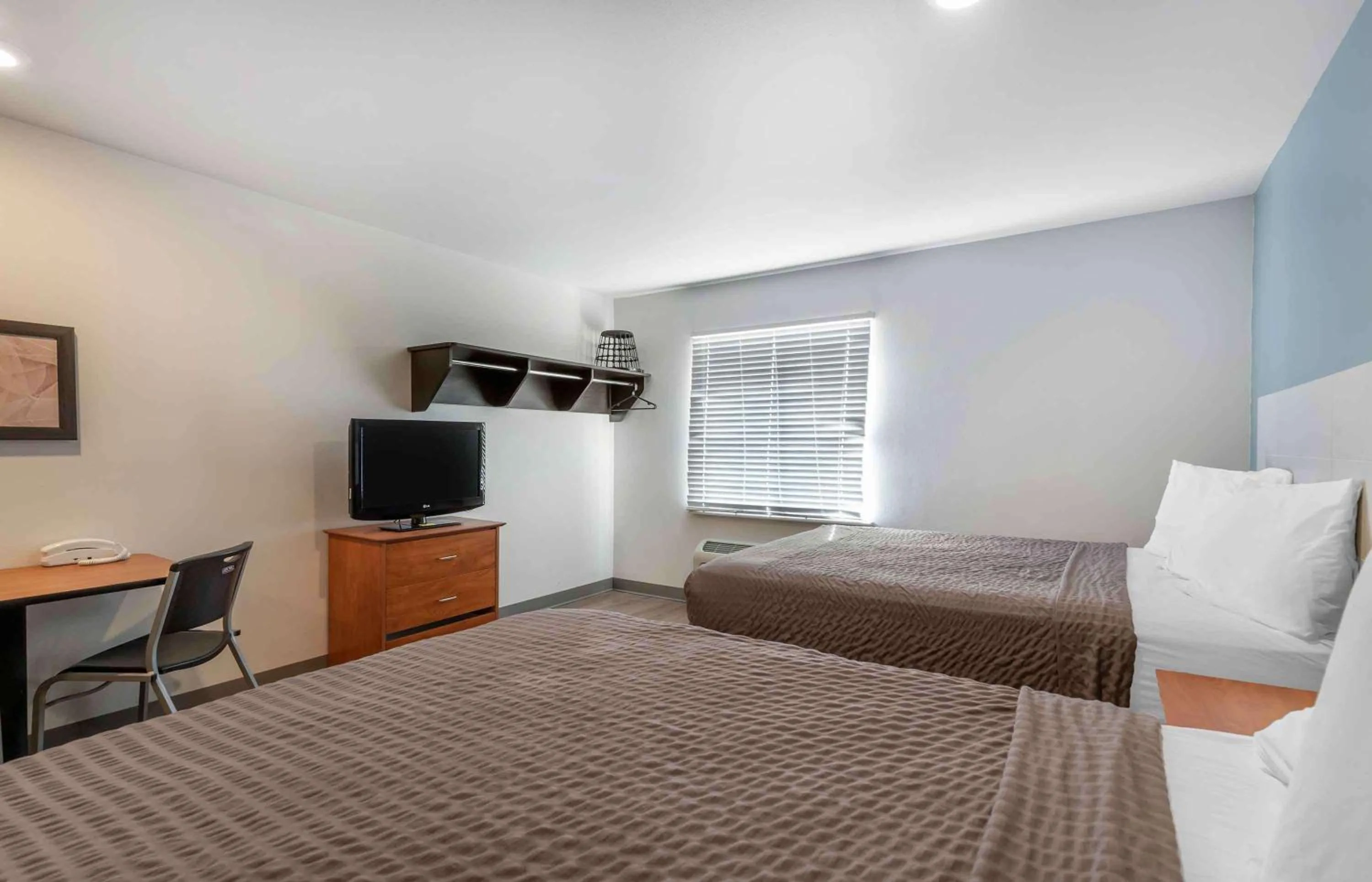 Bedroom, Bed in Extended Stay America Select Suites - Austin - Northwest
