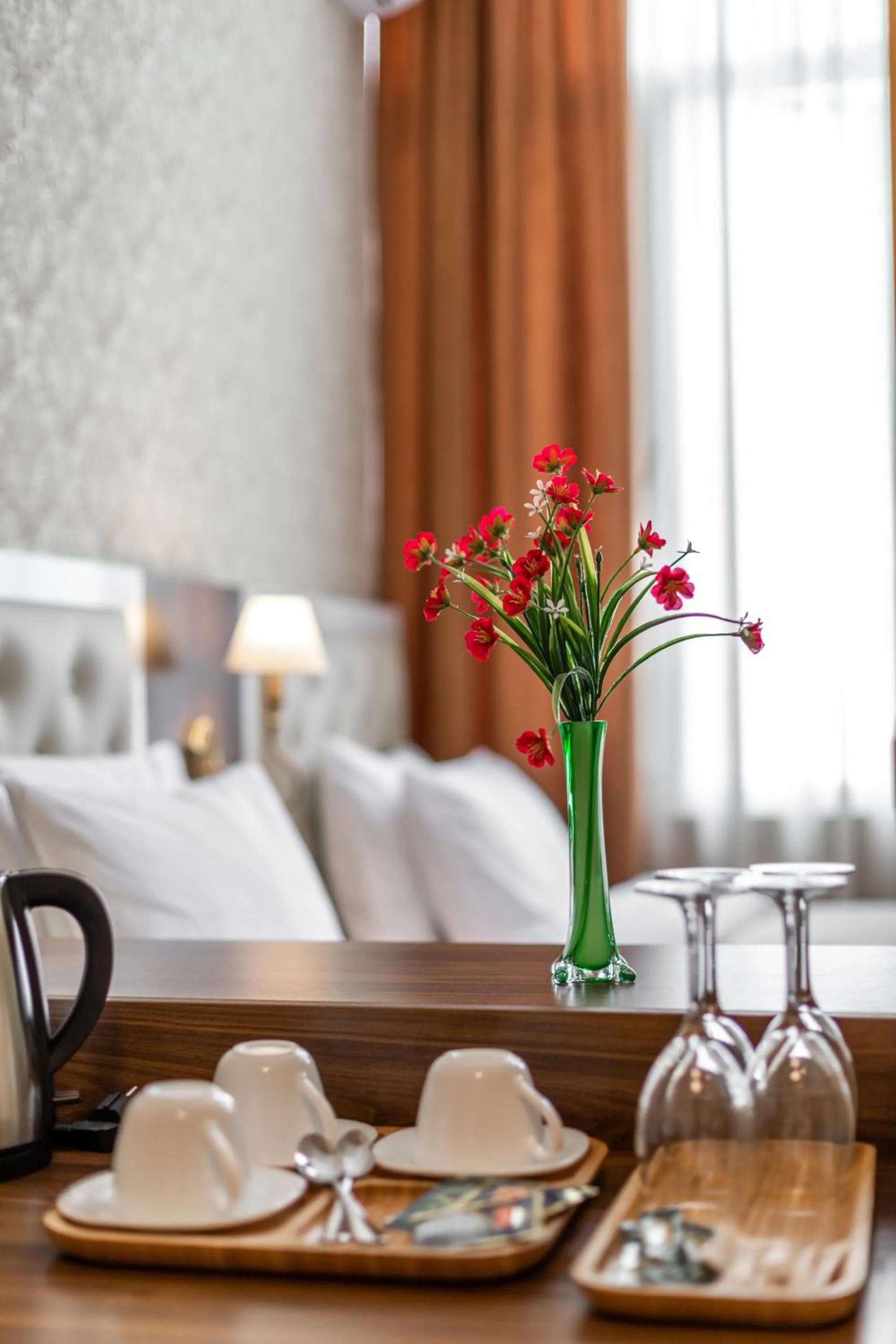 Coffee/tea facilities in Ornament Hotel