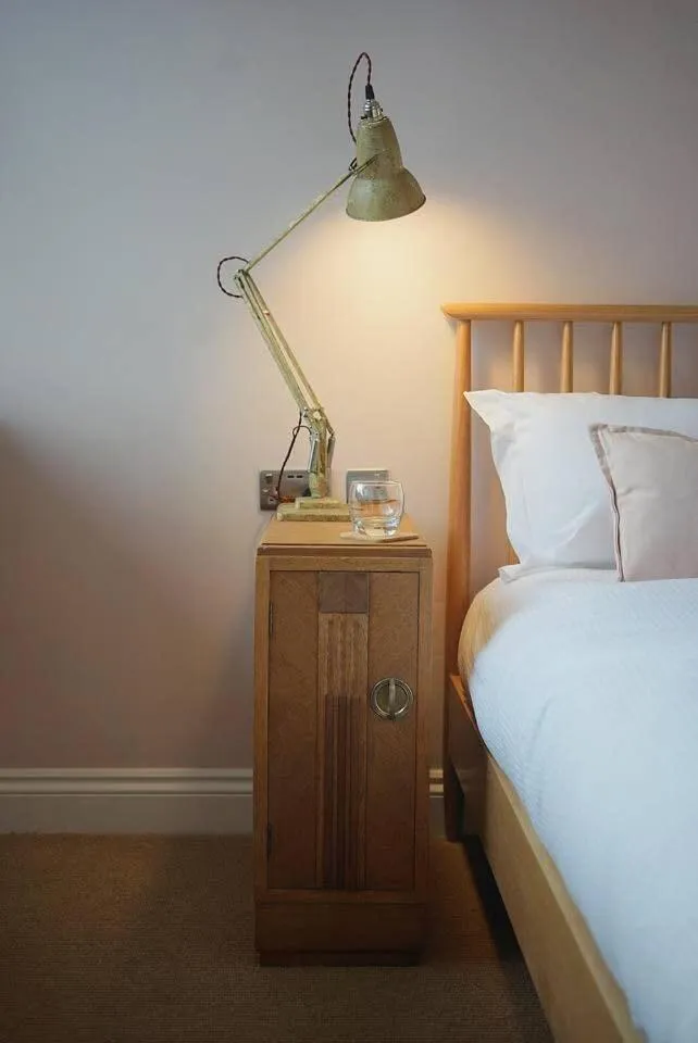 Bed in The Alma Taverns Boutique Suites - Room 1 - Hopewell