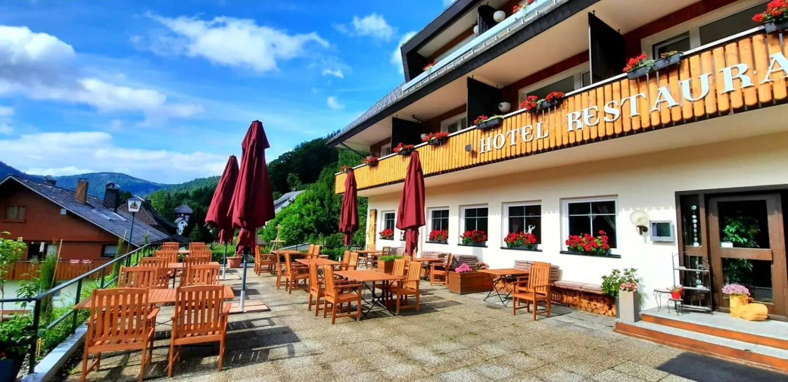 Restaurant/places to eat in Hotel Großbach