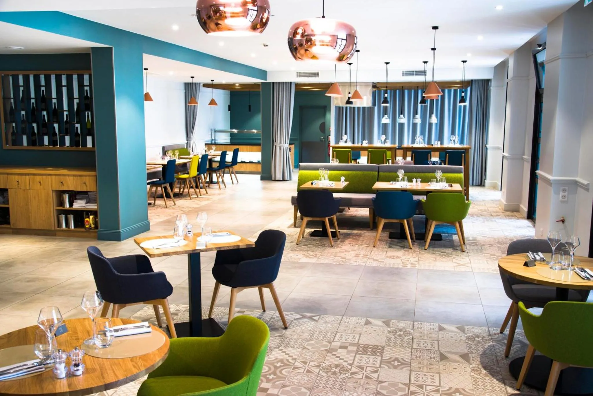 Restaurant/places to eat in Holiday Inn Calais Coquelles by IHG