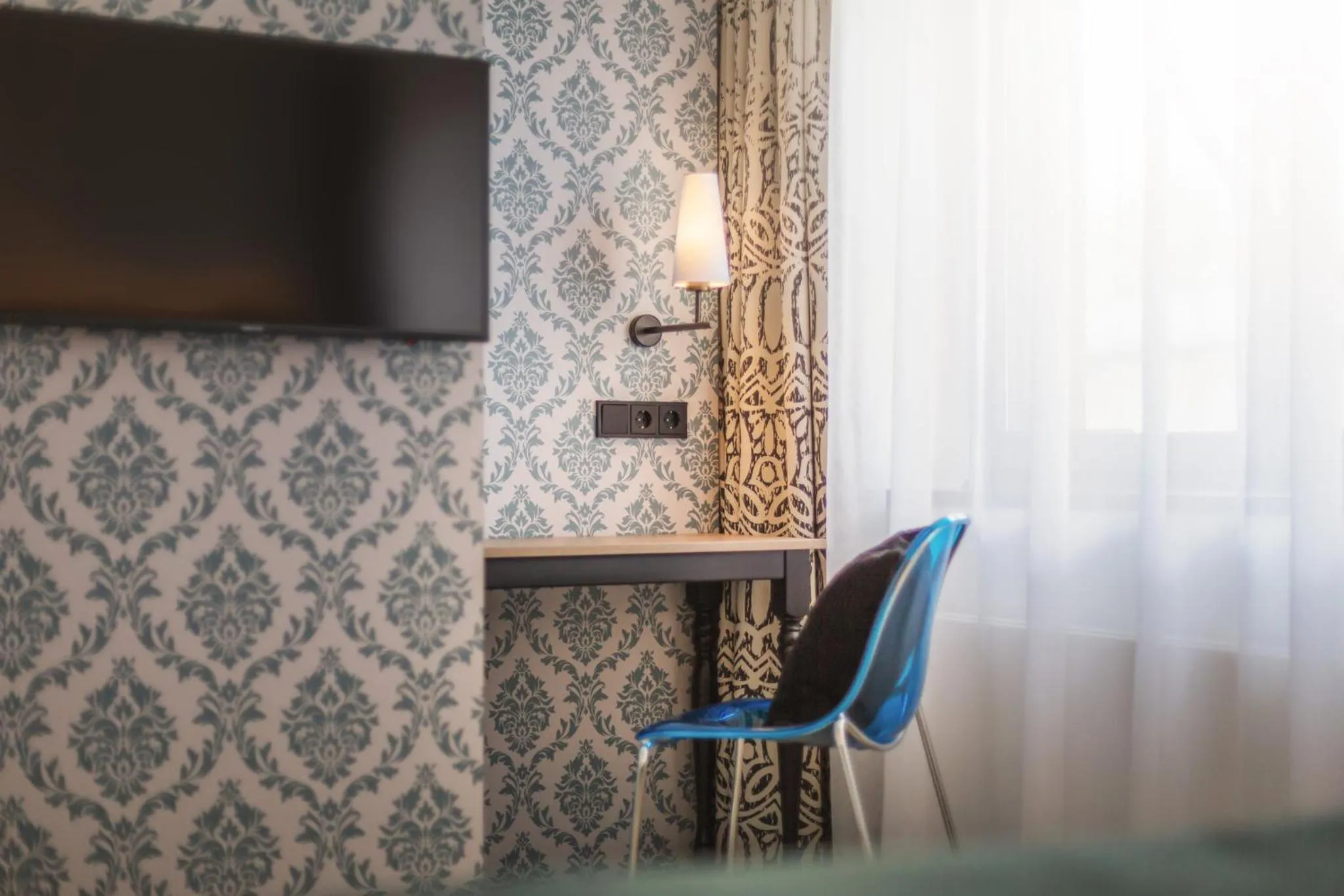 Photo of the whole room in Garner Hotel Hamburg Nord by IHG