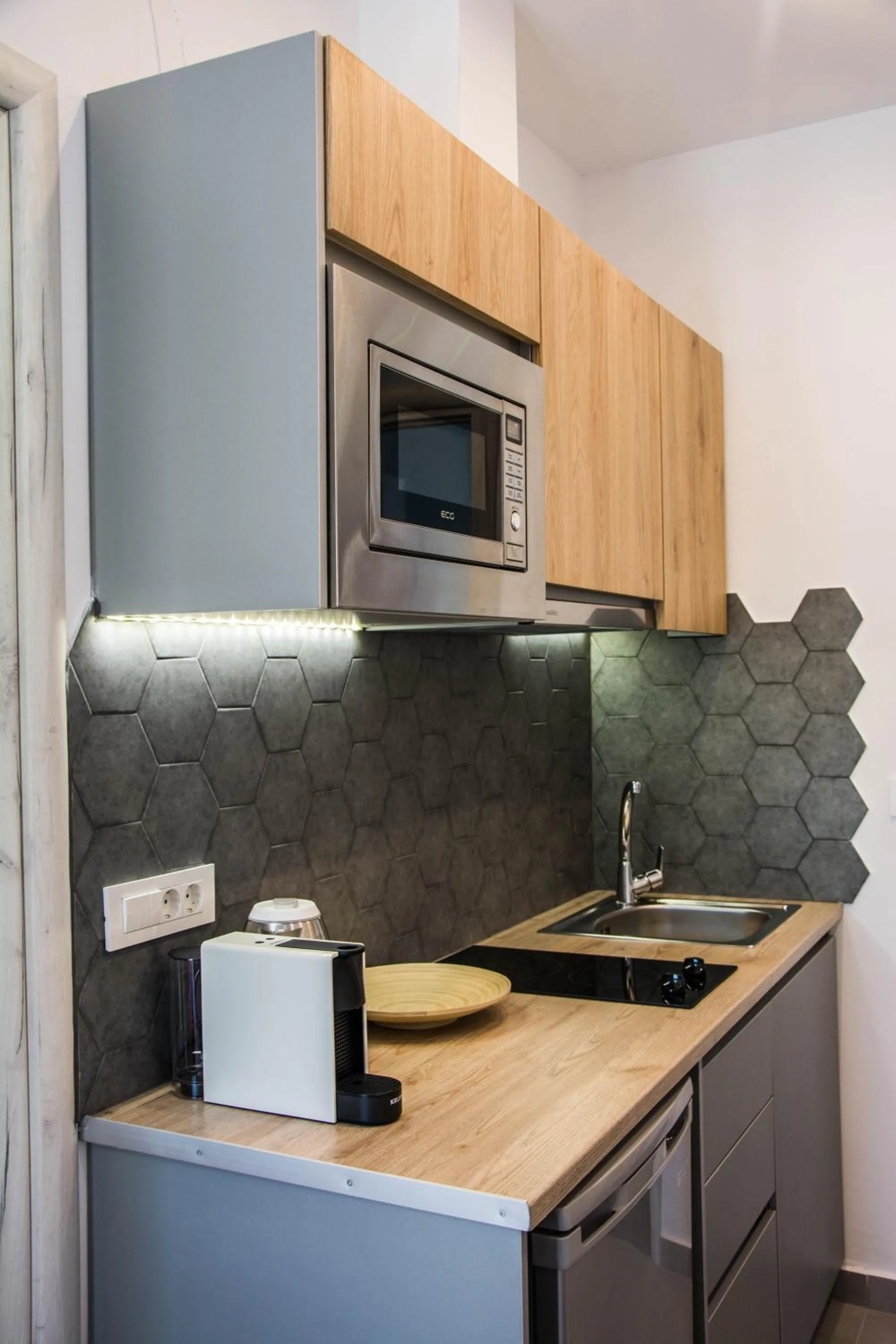 Kitchen or kitchenette in Dragonfly Villas