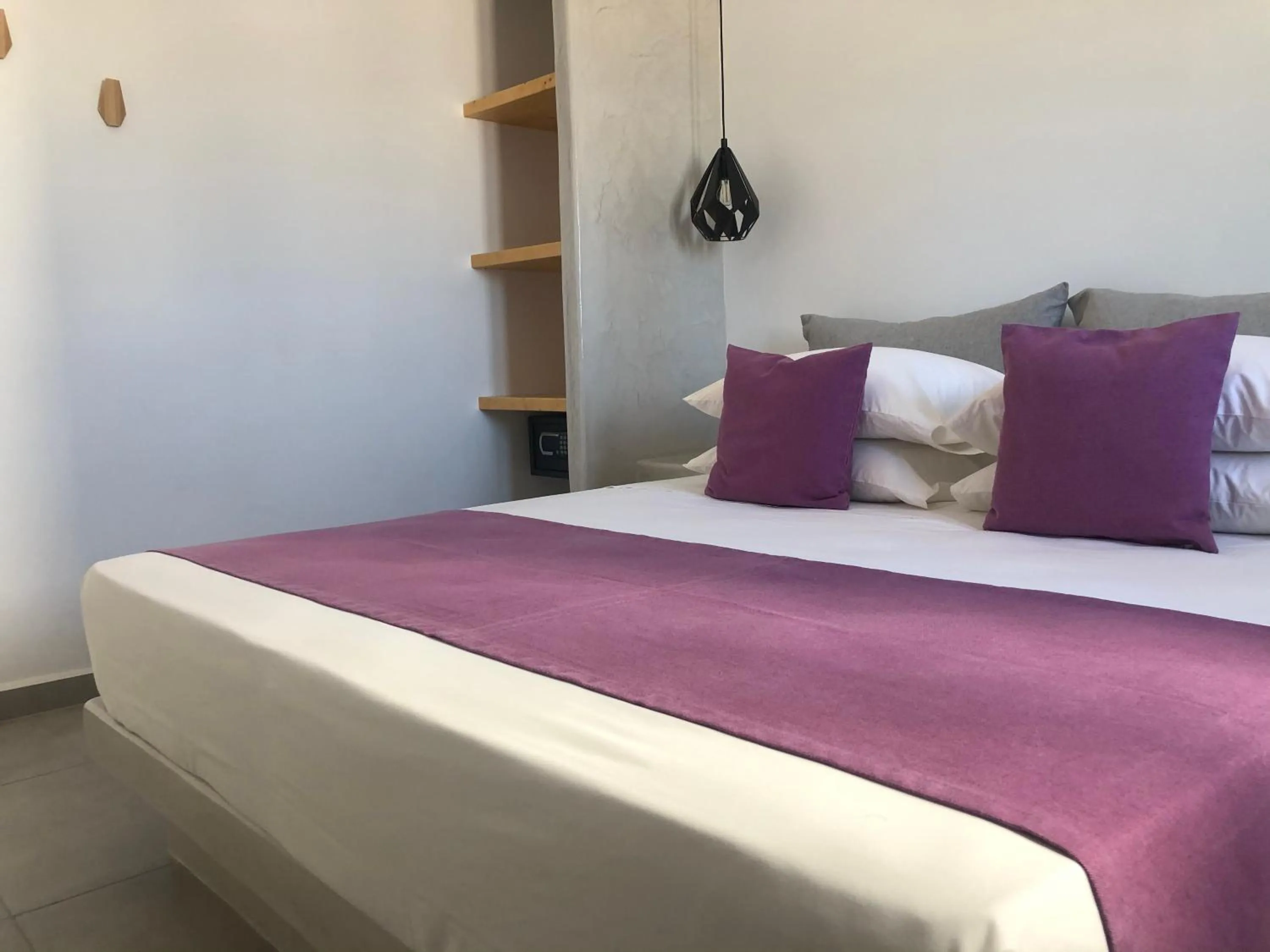 Bedroom, Bed in Dragonfly Villas