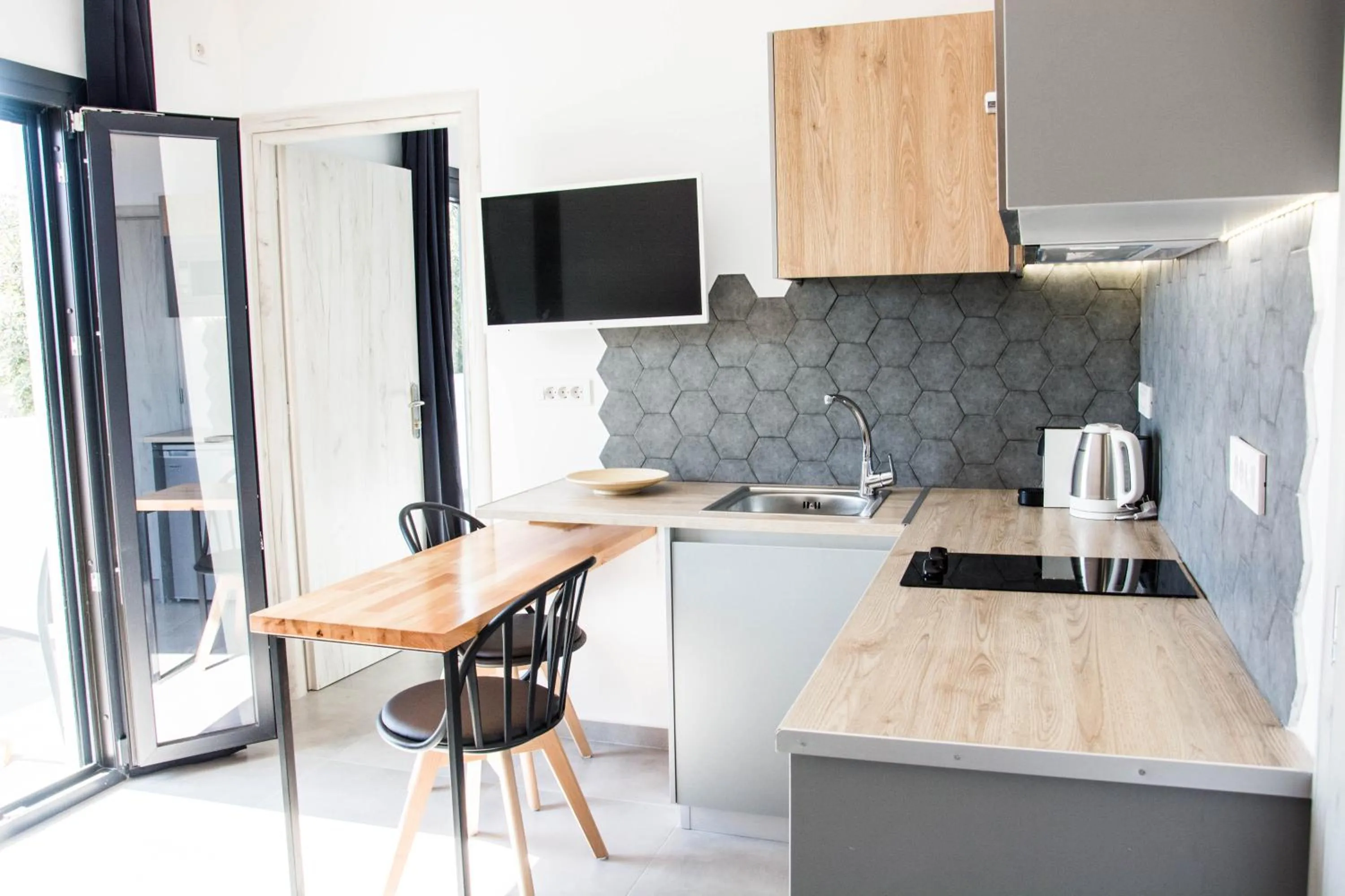 Kitchen or kitchenette in Dragonfly Villas