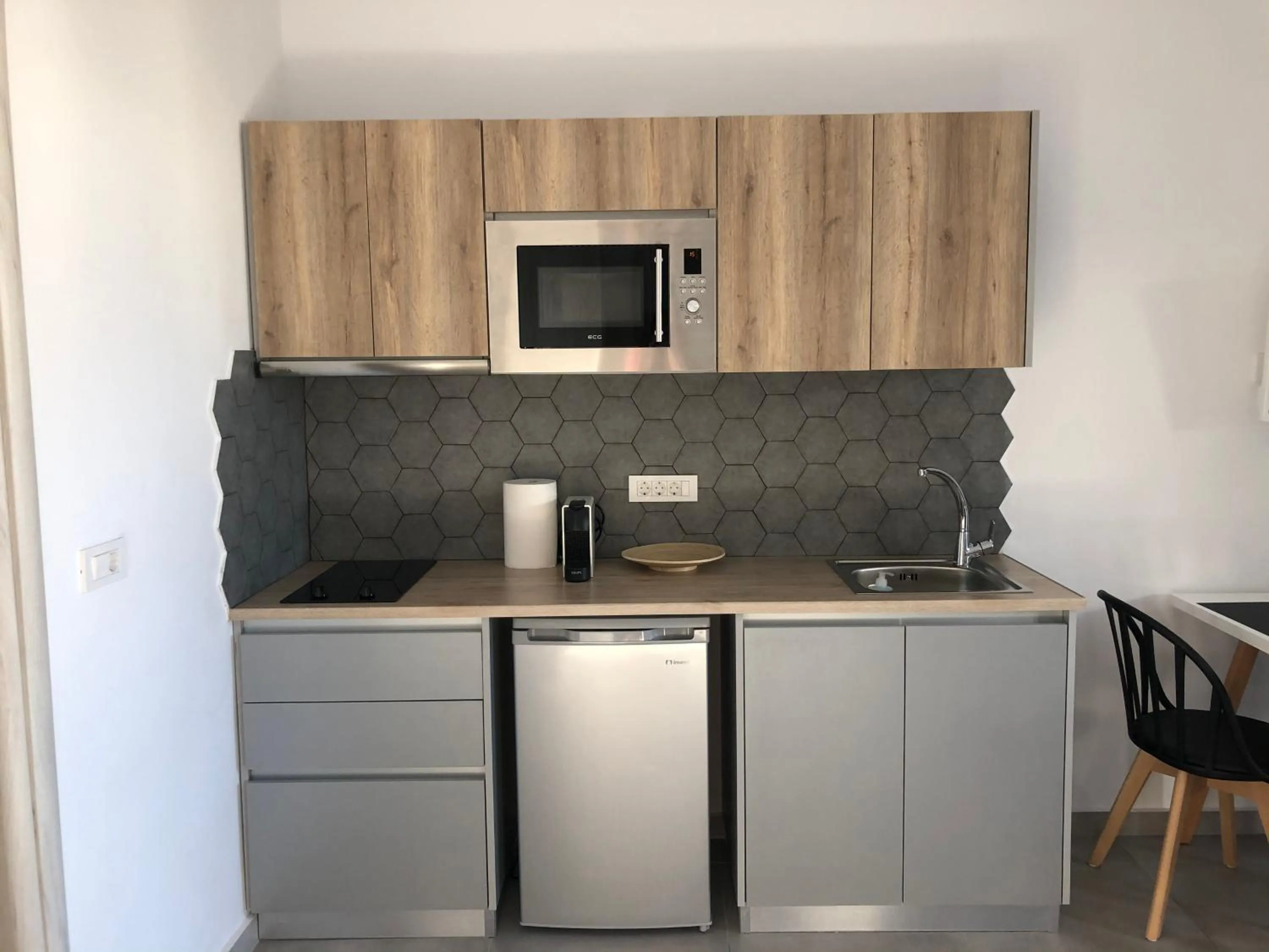 Kitchen or kitchenette in Dragonfly Villas