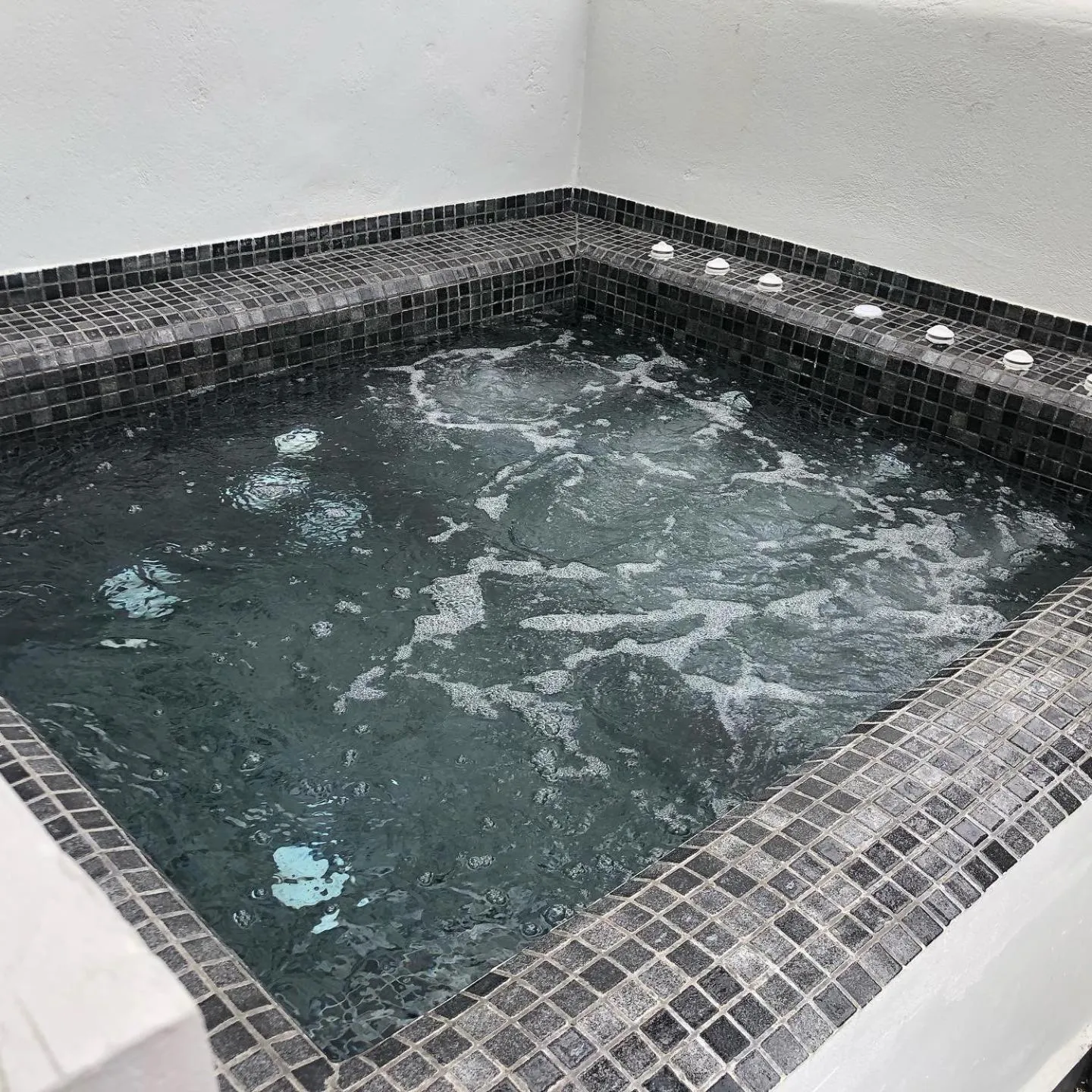 Hot Tub in Dragonfly Villas