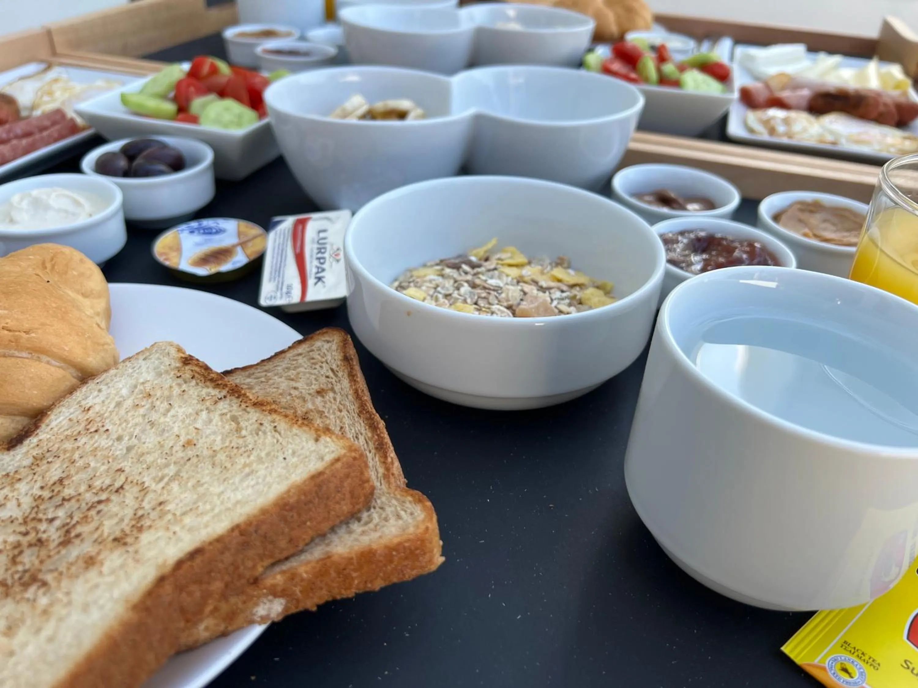 Breakfast in Dragonfly Villas